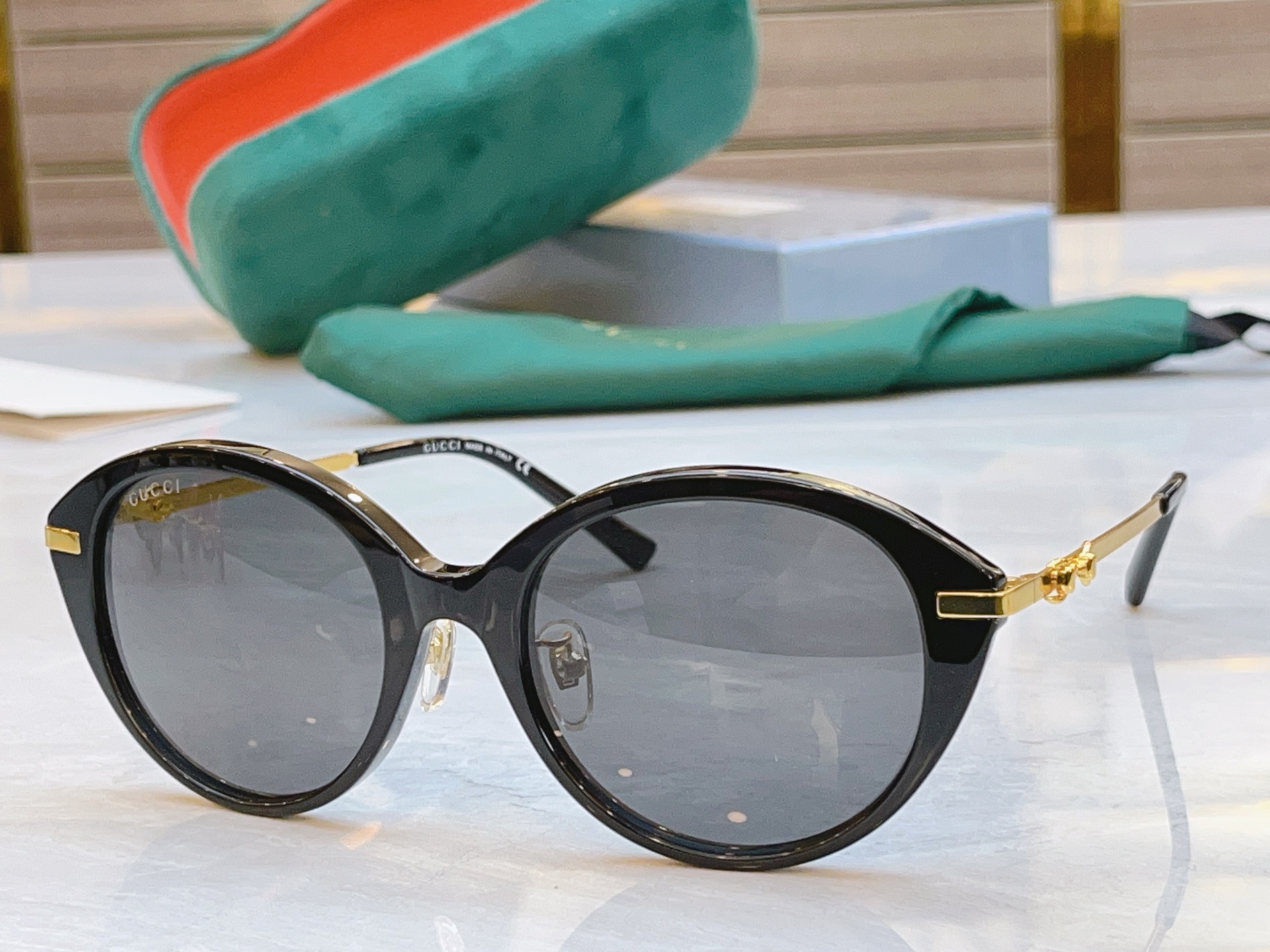 ，【GUCC*】古*驰新款太阳镜🕶️，MODEL：GG2056SA，SIZE：53口20-140