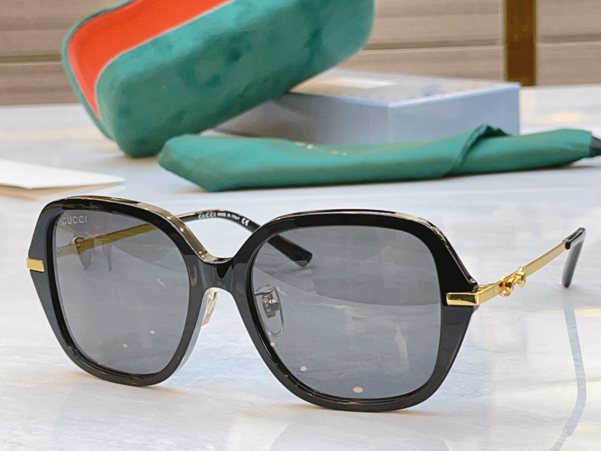 ，【GUCC*】古*驰新款太阳镜🕶️，MODEL：GG2055SA，SIZE：54口17-140