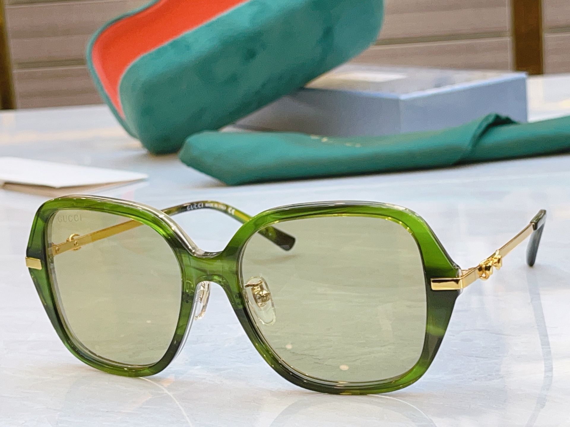 ，【GUCC*】古*驰新款太阳镜🕶️，MODEL：GG2055SA，SIZE：54口17-140