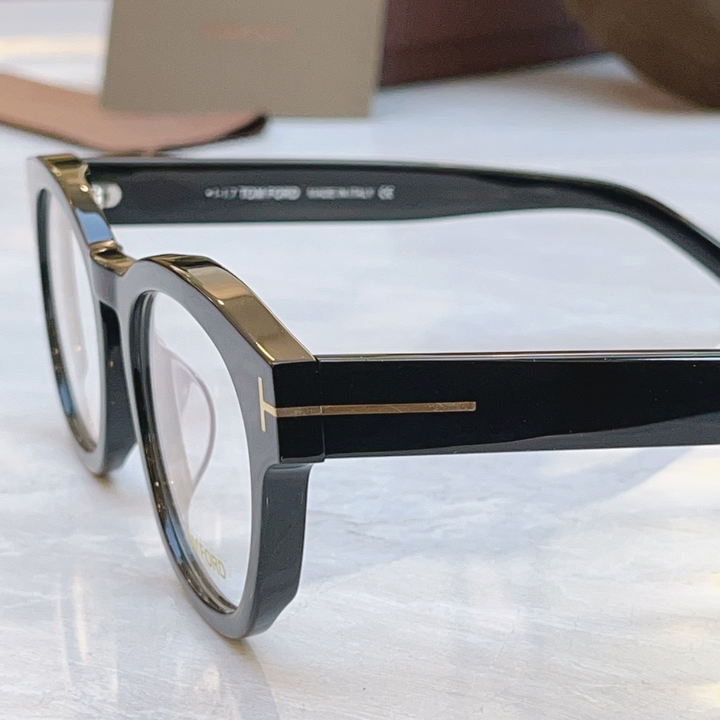 ，【TOM FOR*】汤姆*福特新款眼镜架，MODEL：FT0590-F，SIZE：51口21-145