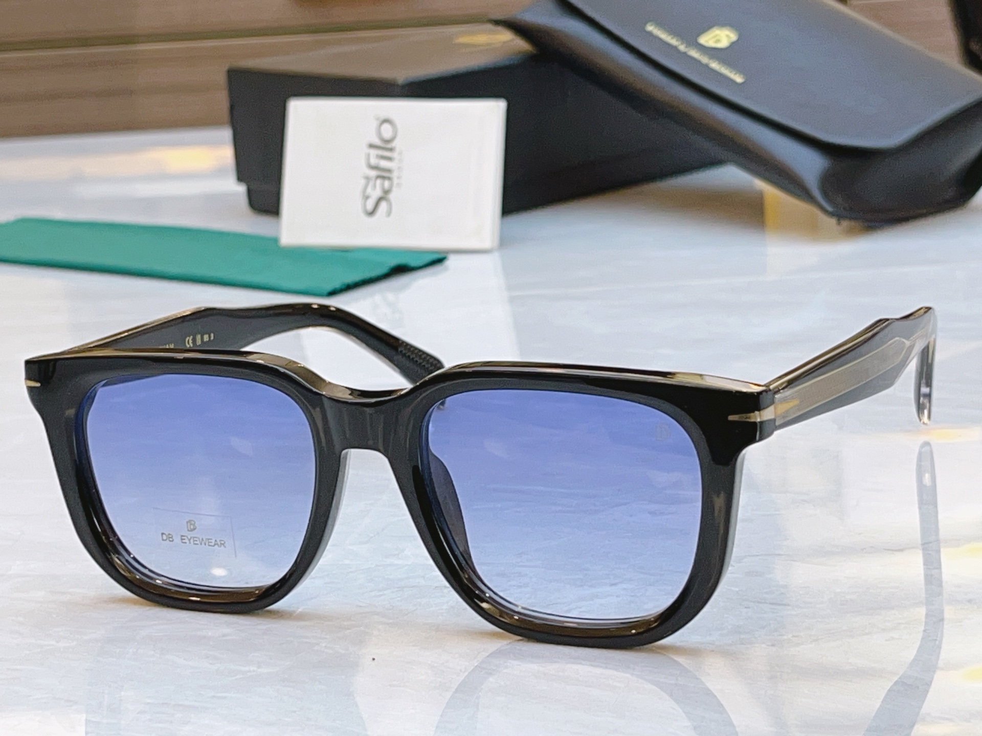 ，【DAVID BECKHA*】大卫.贝克汉*姆新款太阳镜，Model:DB 7733/S，SIZE:5