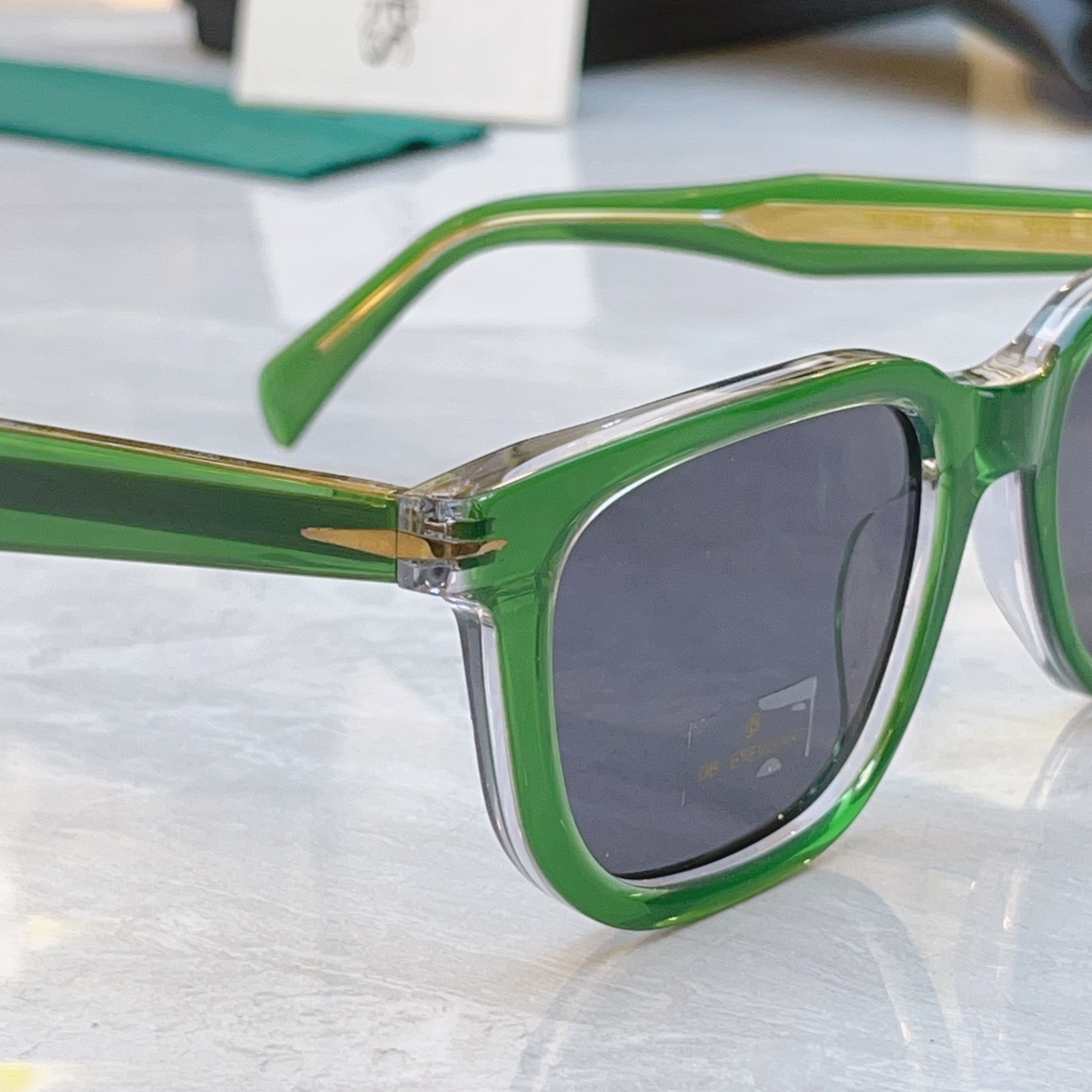 ，【DAVID BECKHA*】大卫.贝克汉*姆新款太阳镜，Model:DB 7733/S，SIZE:5