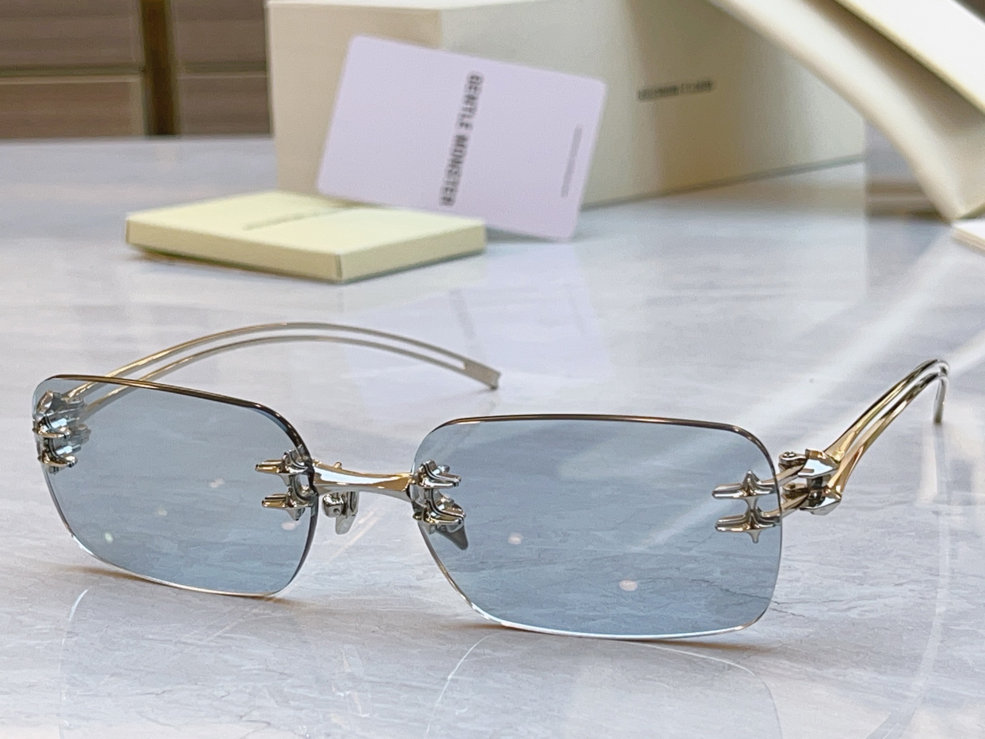 ，【GENTLE MONST*】GM新款太阳镜，MODEL：TETRA，size：59口17-135