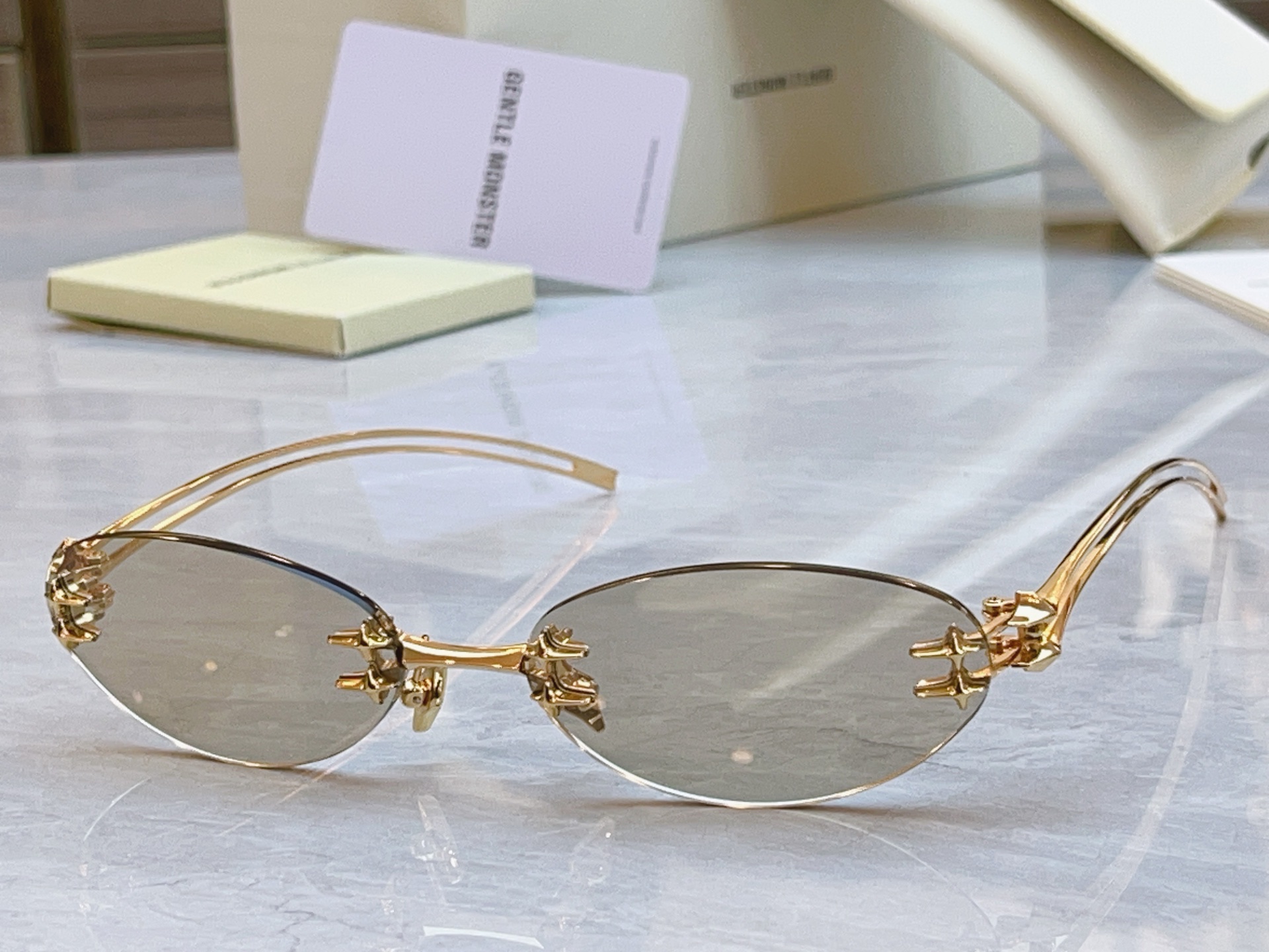 ，【GENTLE MONST*】GM新款太阳镜，MODEL：NODE，size：59口17-135