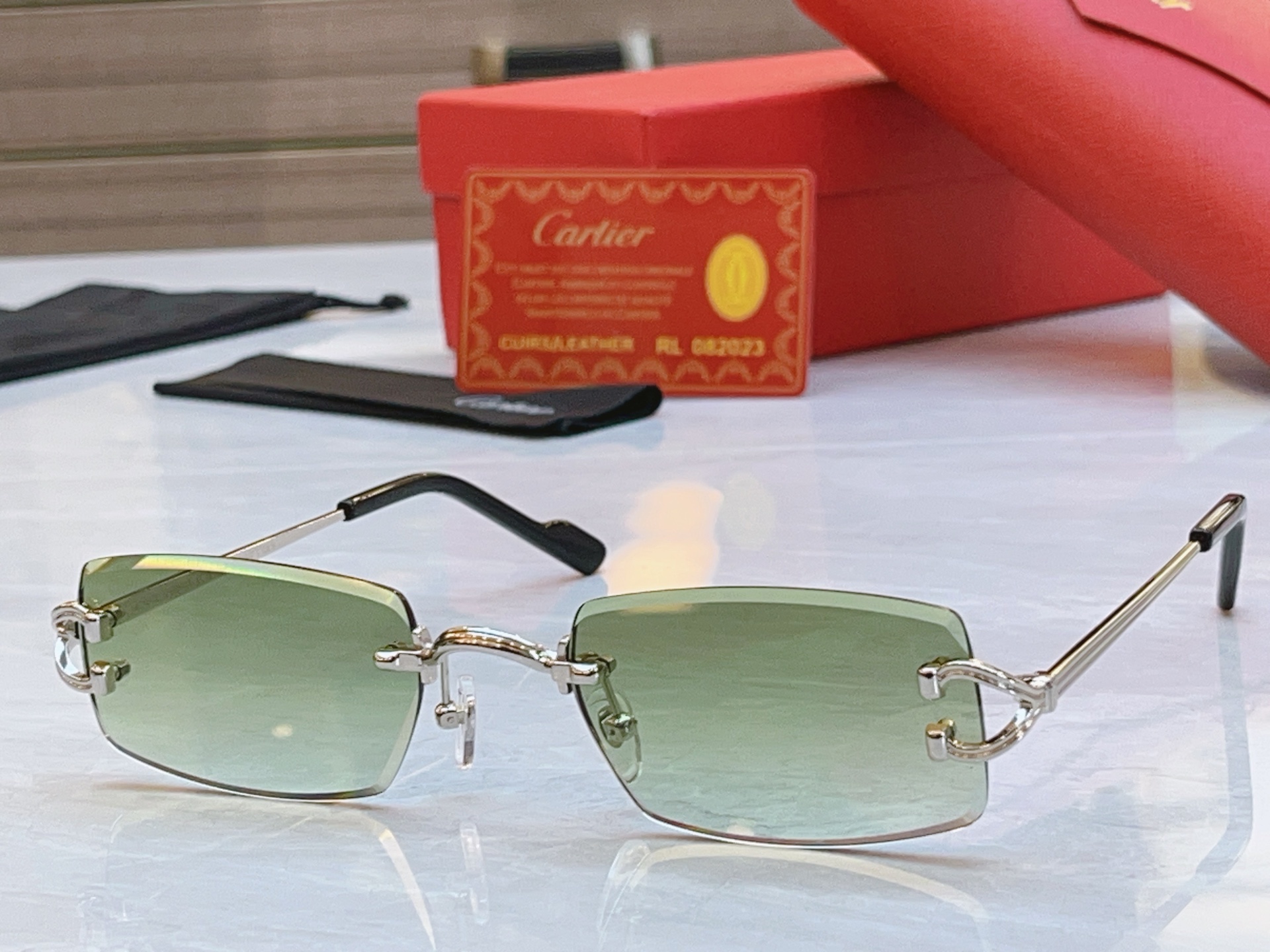 ，【CARTIE*】卡地*亚新款太阳镜🕶️，Mod:CT0550S，Size:55口17-140