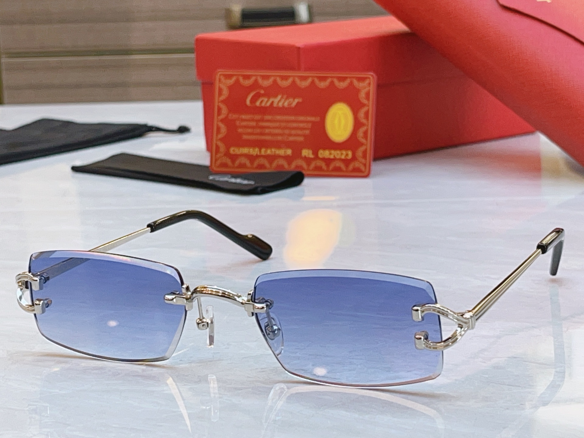 ，【CARTIE*】卡地*亚新款太阳镜🕶️，Mod:CT0550S，Size:55口17-140