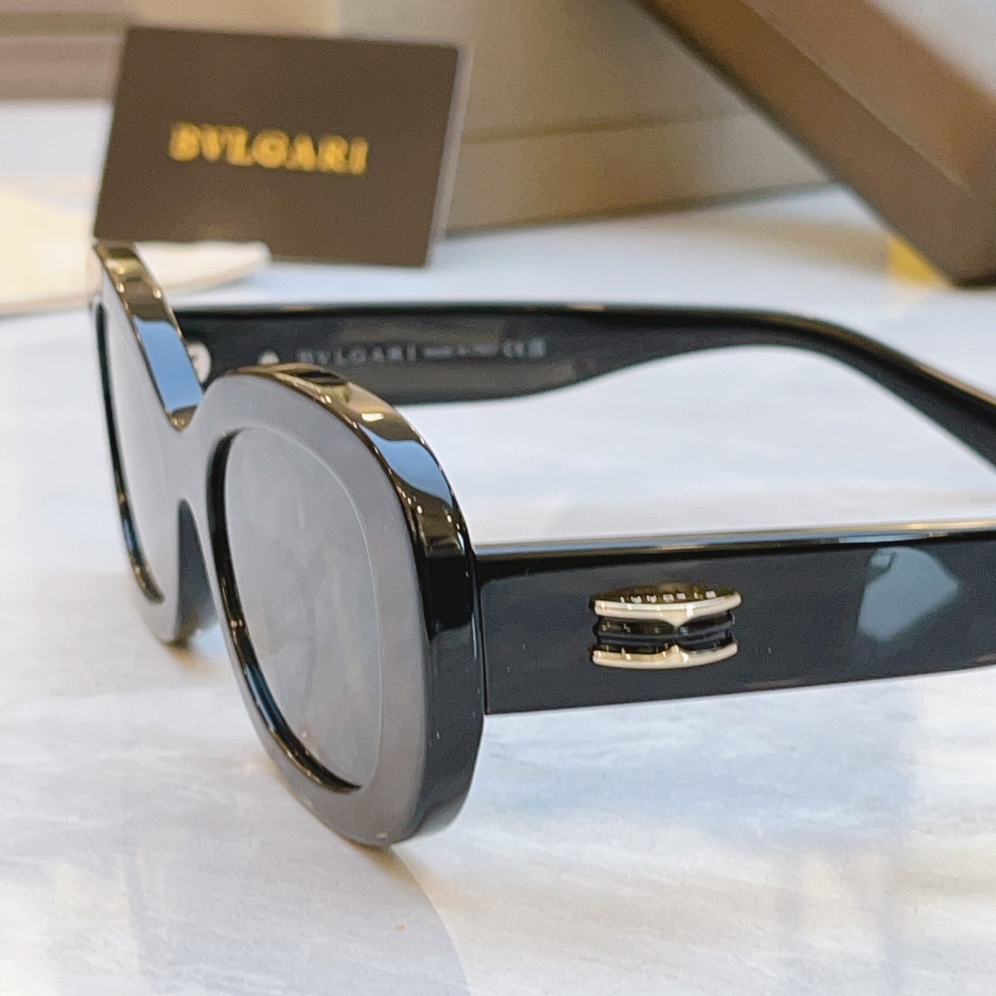 ，【BVLGA*】宝格*丽新款太阳镜，MODEL：BV 40039I，SIZE：51口23-145