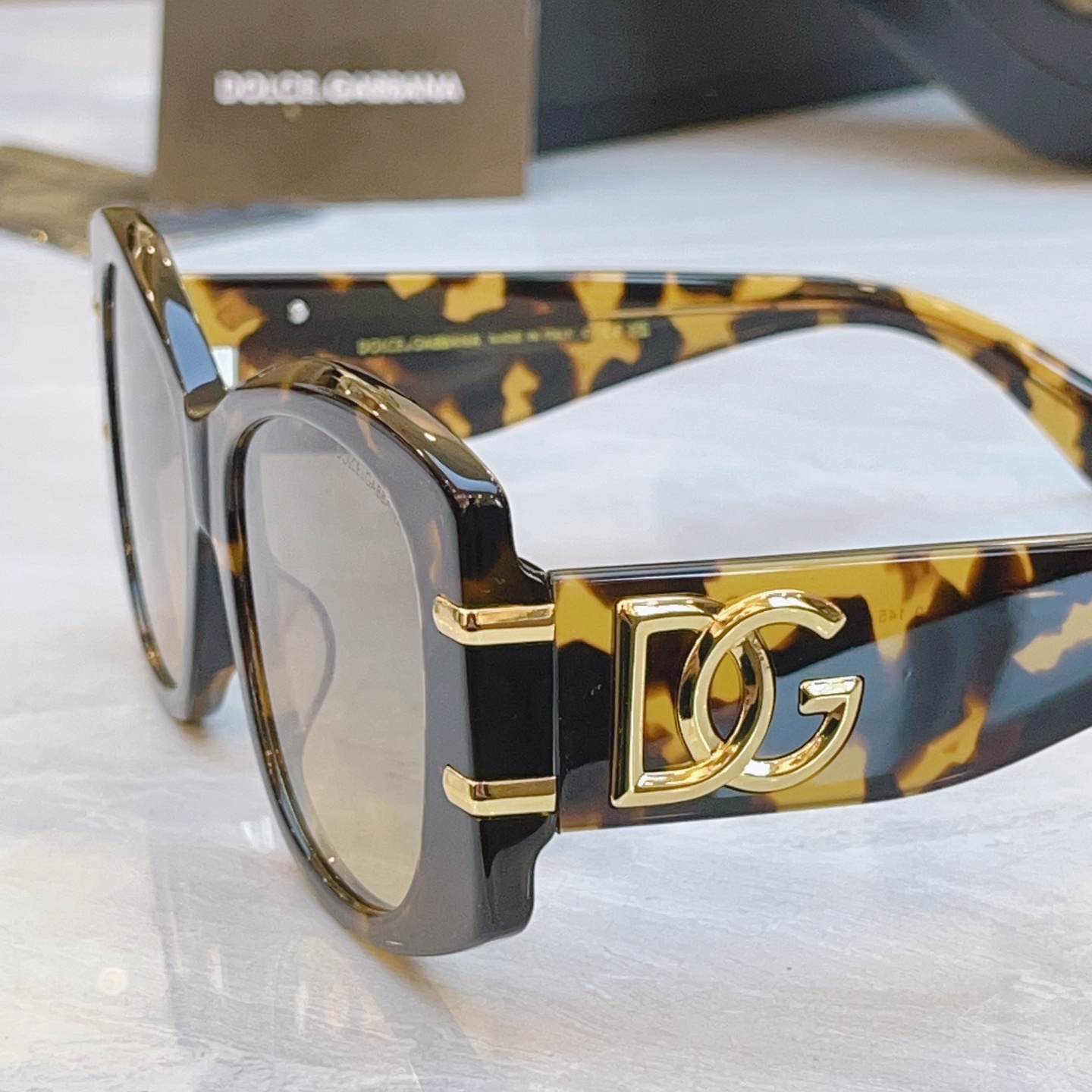 ，【DOLCE & GABBAN*】D*G新款太阳镜，MODEL：DG4501，SIZE：55口19-1