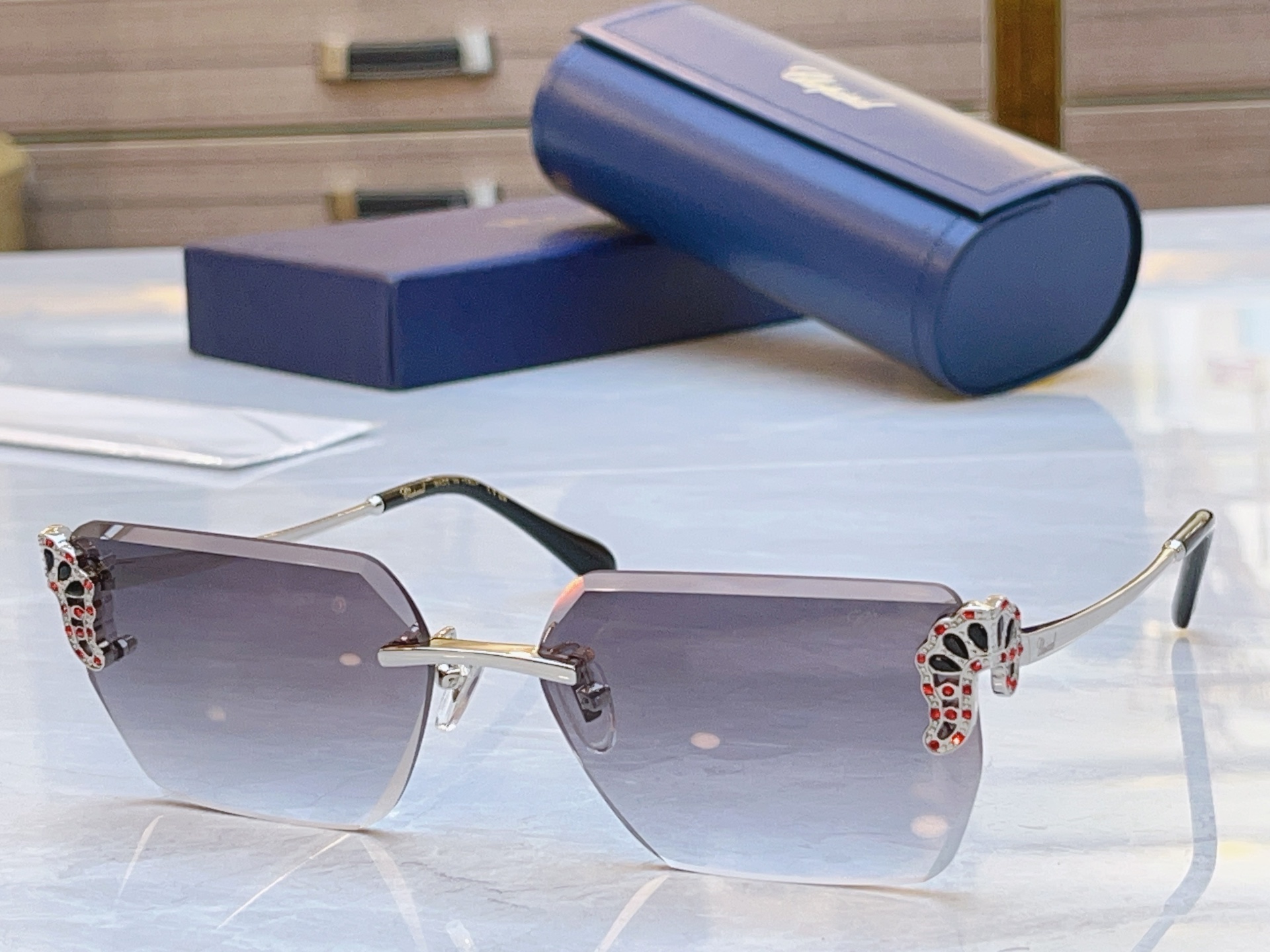 NO:553571,,【Chopar*】Chopard new sunglasses,MODELSCHG989,SIZE60 mouth 17-glasses sunglasses,glasses,chopard19860909,【Chopar*】肖*邦新款太阳镜,MODELSCHG989,SIZE60口17-眼镜墨镜太阳镜,眼镜,chopard,glasses