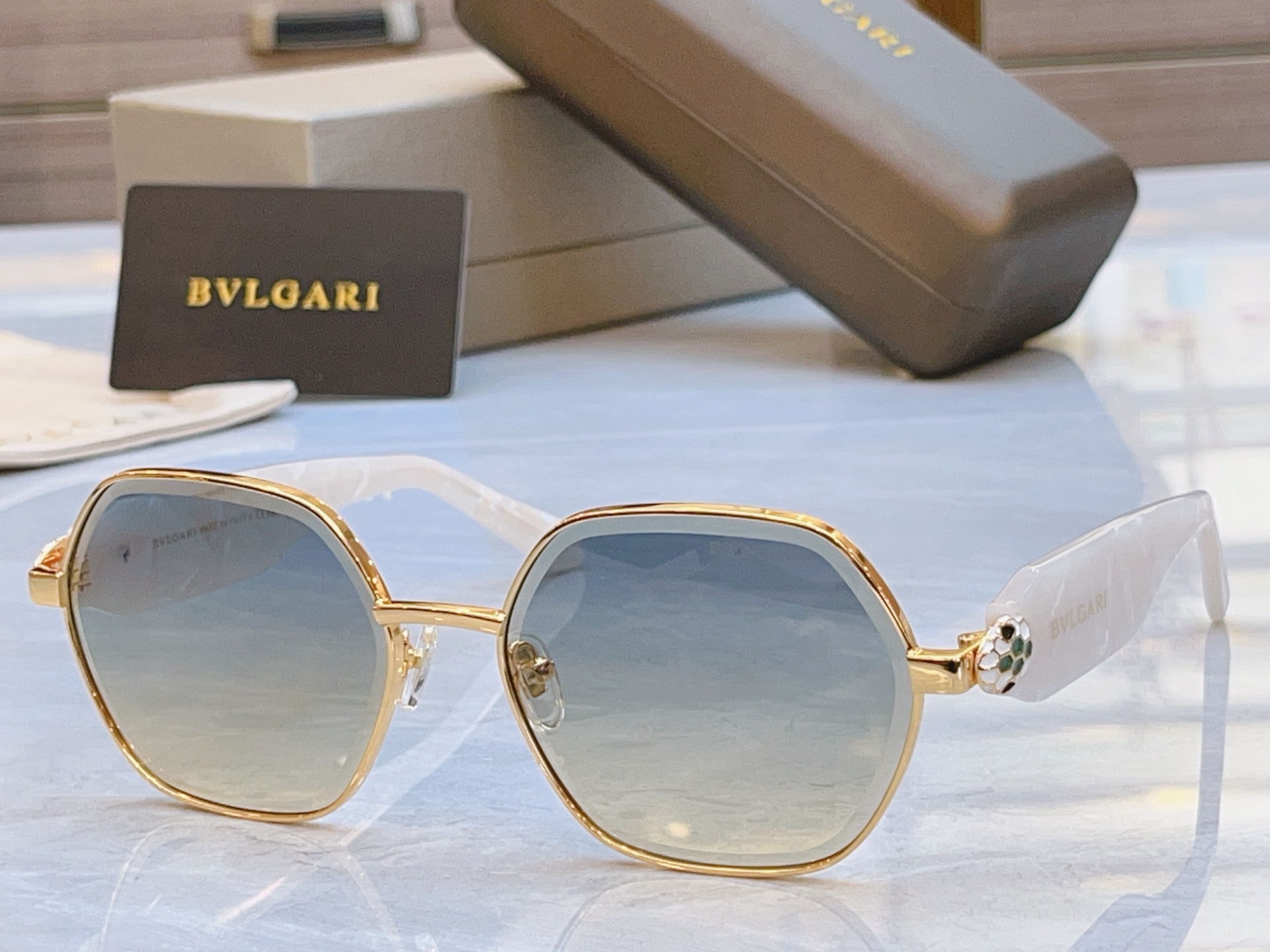 ，【BVLGA*】宝格*丽新款太阳镜，MODEL：BV 9029B，SIZE：58口17-143