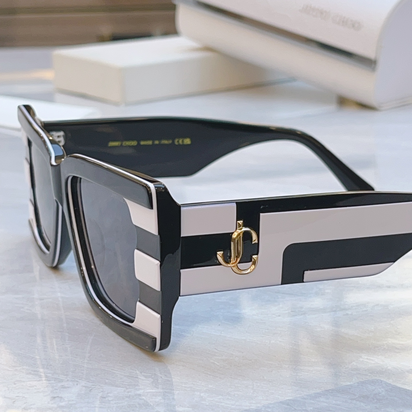 ，【JIMMY CHO*】吉米*周新款太阳镜，MODEL：JC5009，SIZE：52口17-142