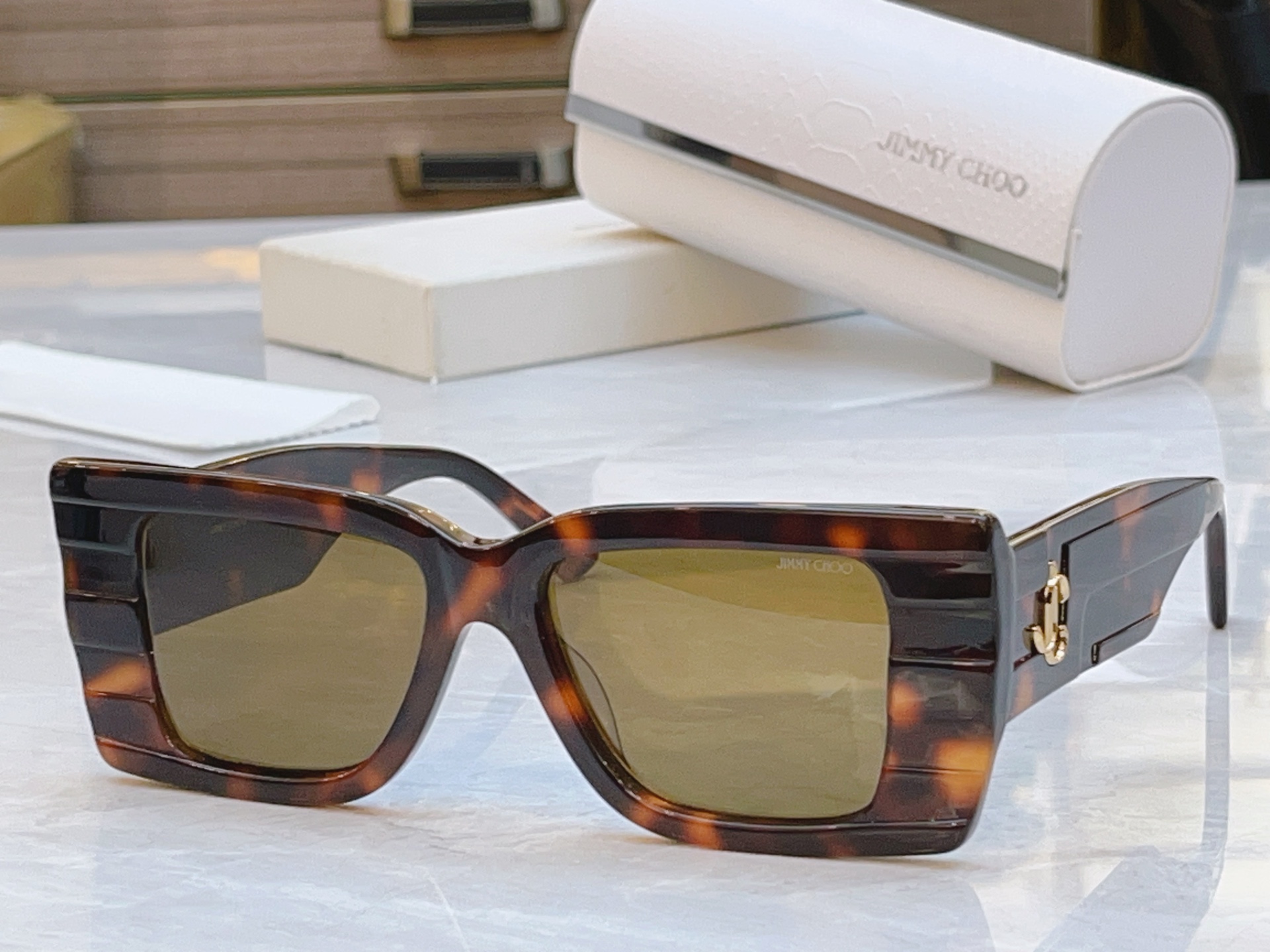 ，【JIMMY CHO*】吉米*周新款太阳镜，MODEL：JC5009，SIZE：52口17-142