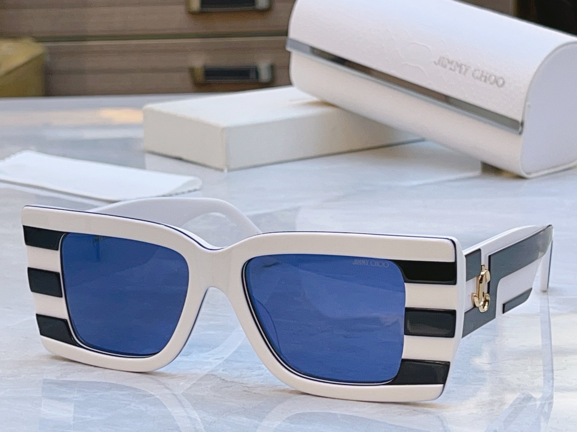 ，【JIMMY CHO*】吉米*周新款太阳镜，MODEL：JC5009，SIZE：52口17-142
