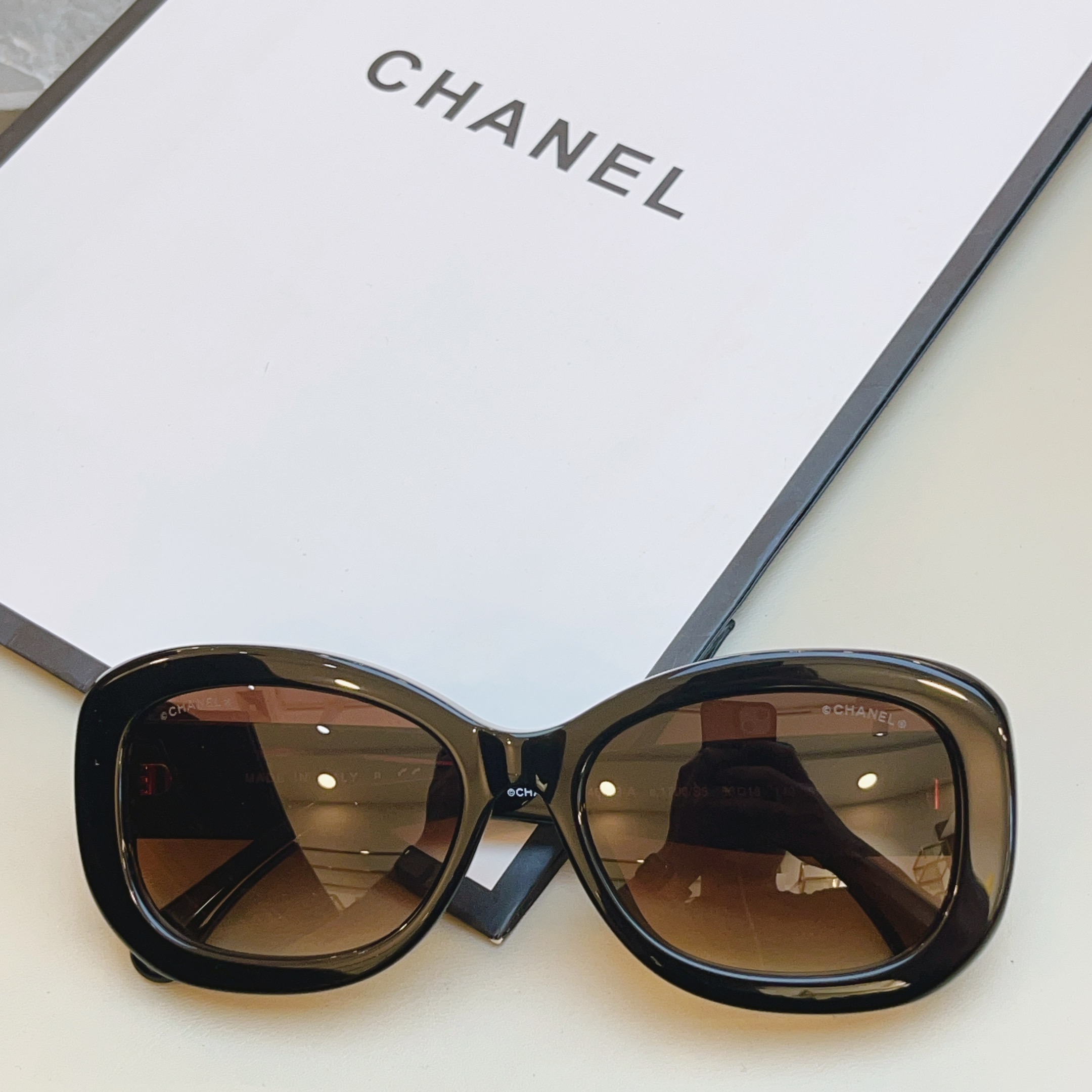 ，【CHAN*】香奈*儿新款太阳镜，高版本✨✨MODEL：CH5468-B-A，SIZE：56口18-1