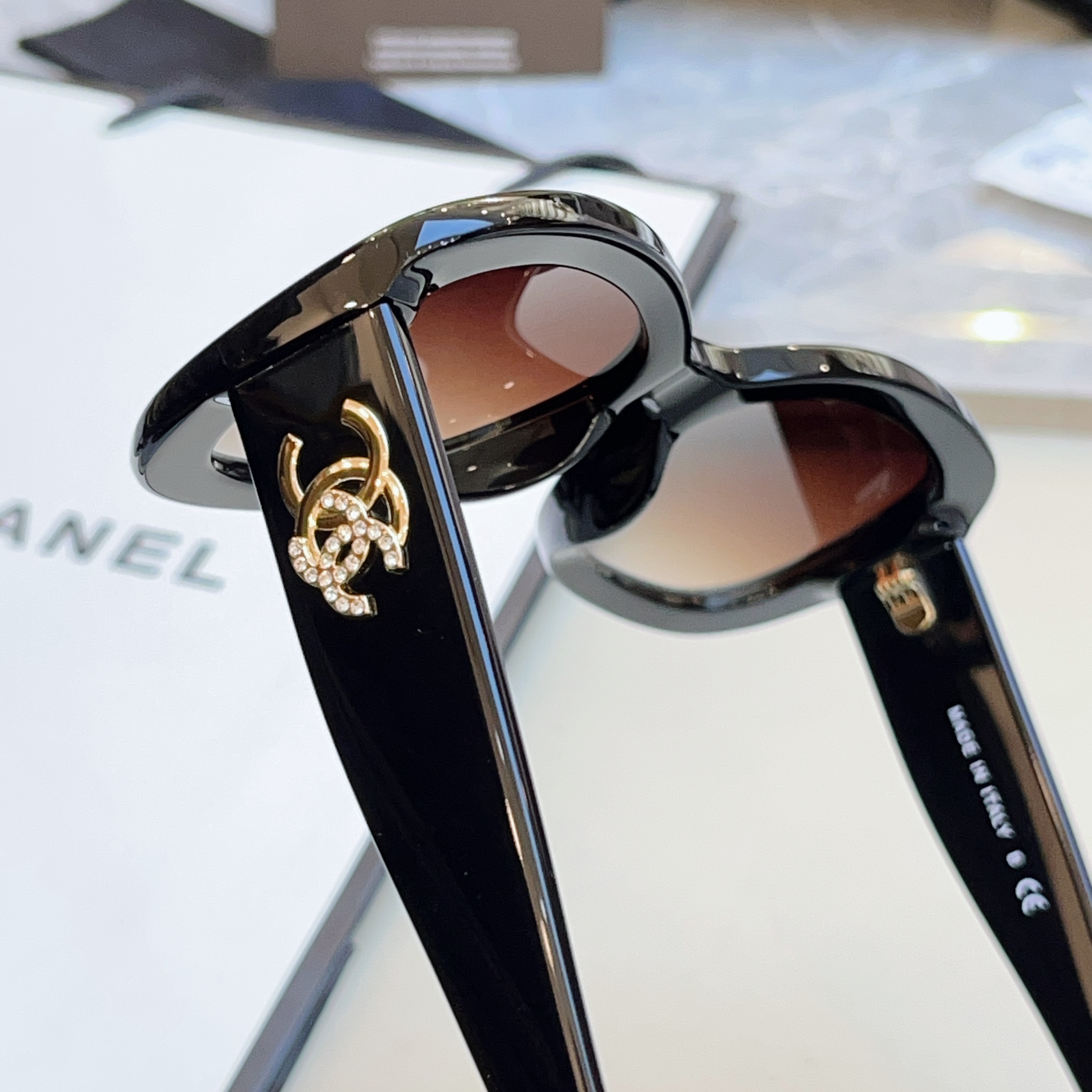 ，【CHAN*】香奈*儿新款太阳镜，高版本✨✨MODEL：CH5468-B-A，SIZE：56口18-1