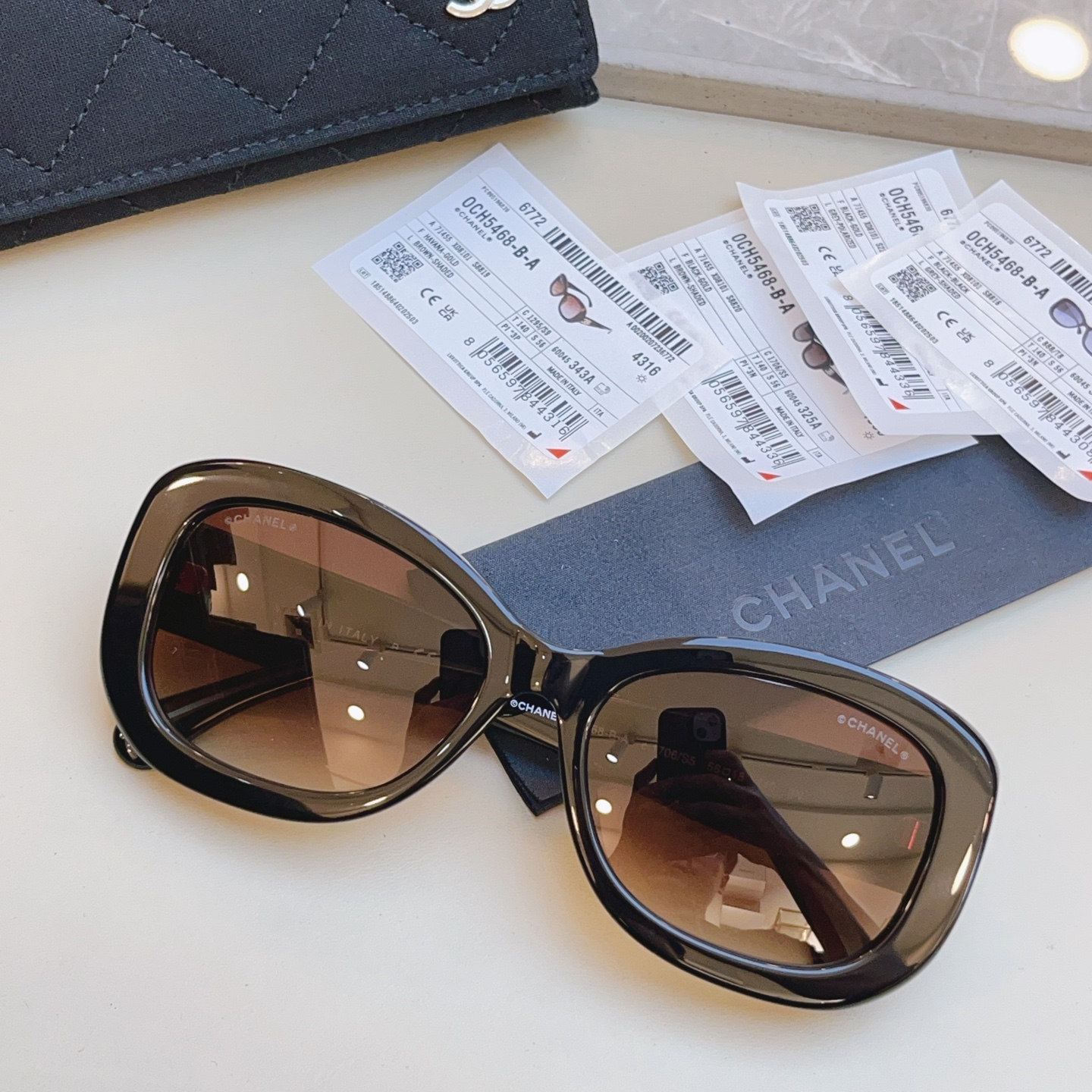 ，【CHAN*】香奈*儿新款太阳镜，高版本✨✨MODEL：CH5468-B-A，SIZE：56口18-1
