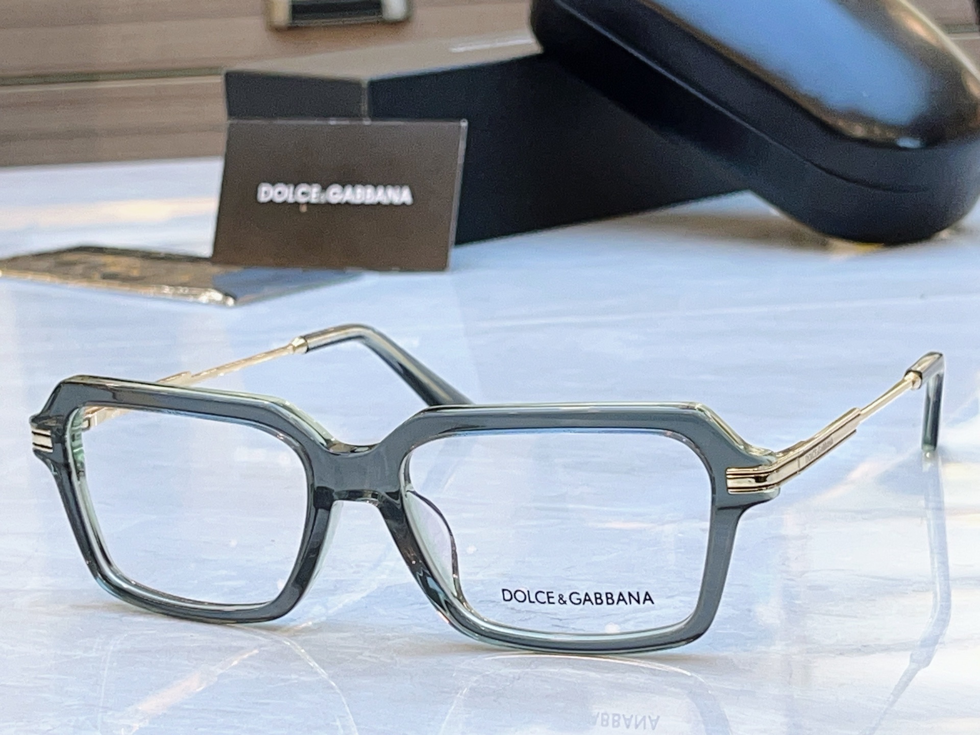 ，【DOLCE & GABBAN*】D*G新款太阳镜，MODEL：DG3401，SIZE：54口17-1