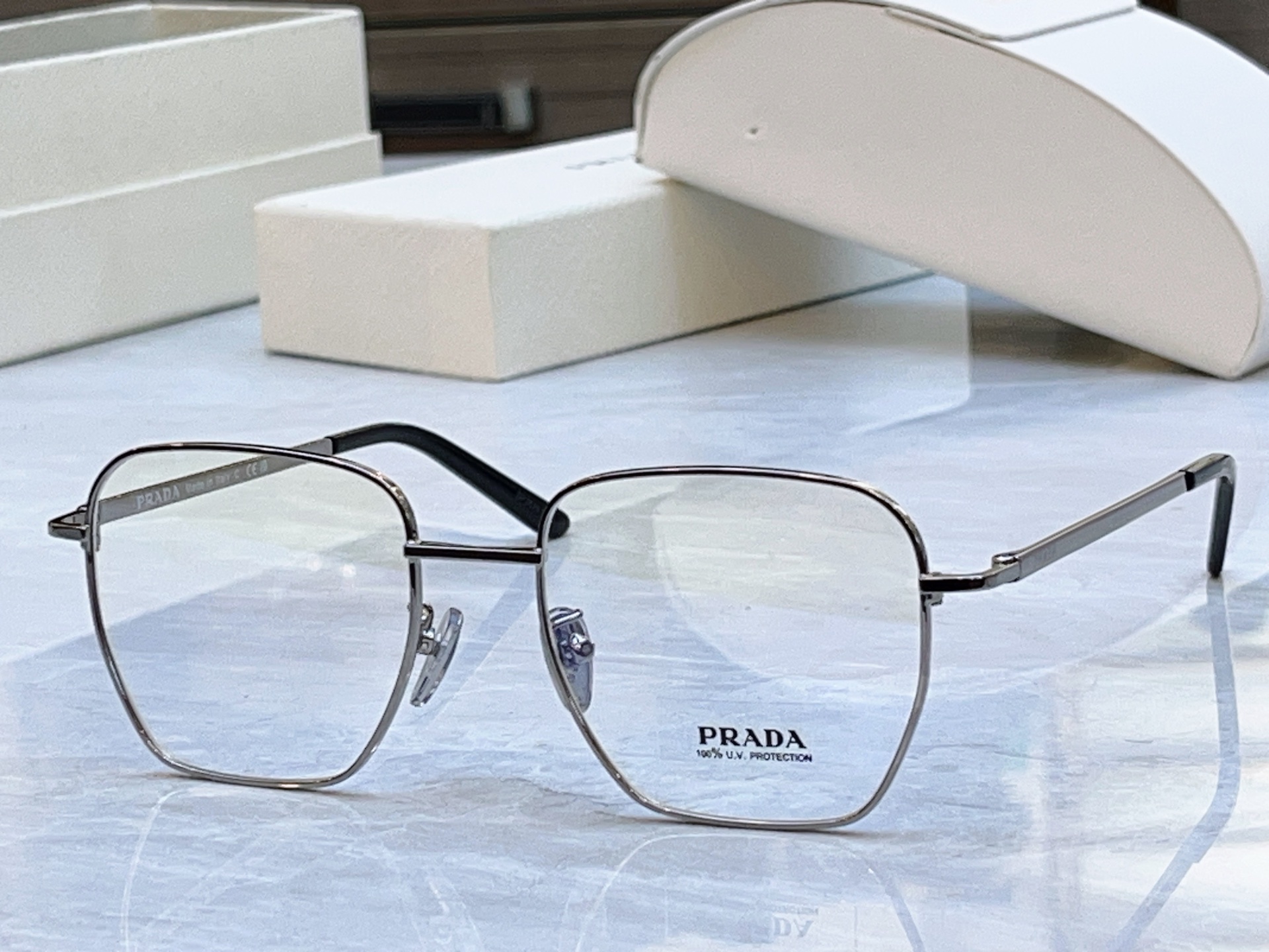 ，【PRAD*】普拉*达新款太阳镜🕶️，MODEL：PR C51VD，SIZE：51口20-145