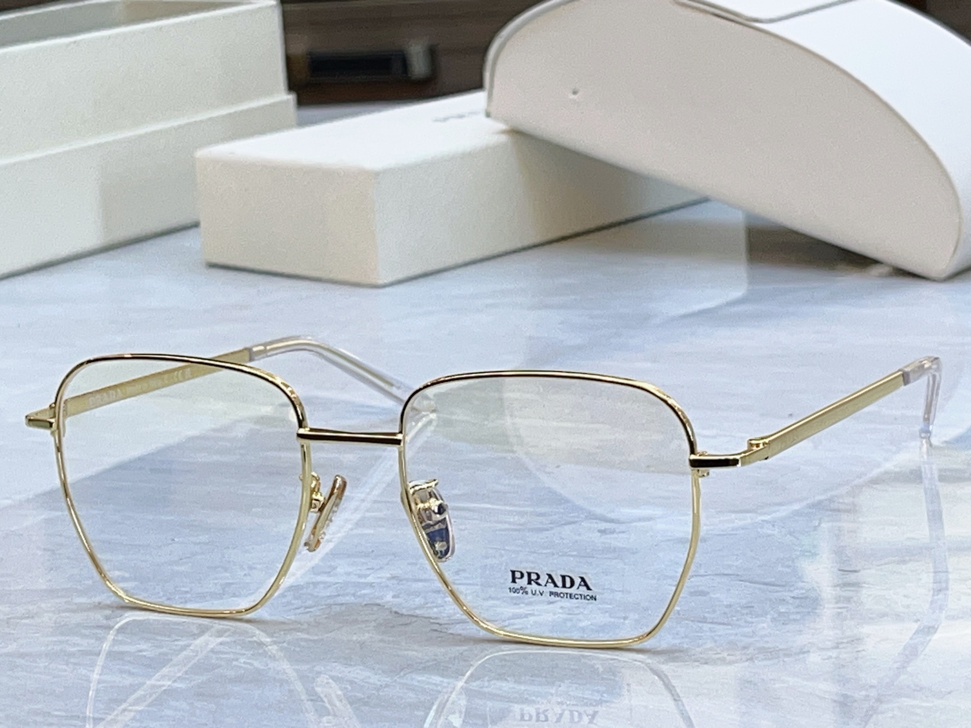 ，【PRAD*】普拉*达新款太阳镜🕶️，MODEL：PR C51VD，SIZE：51口20-145