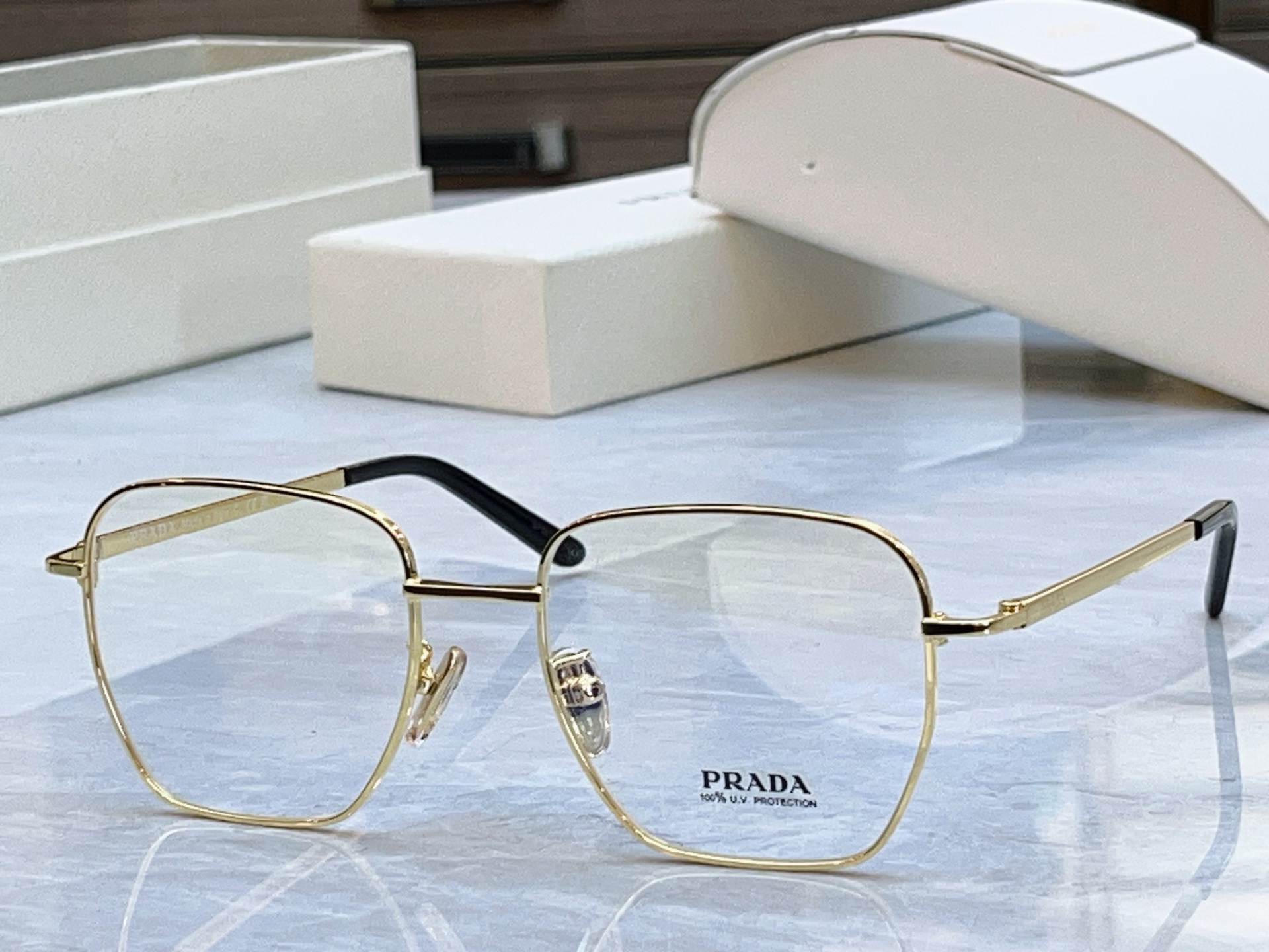 ，【PRAD*】普拉*达新款太阳镜🕶️，MODEL：PR C51VD，SIZE：51口20-145