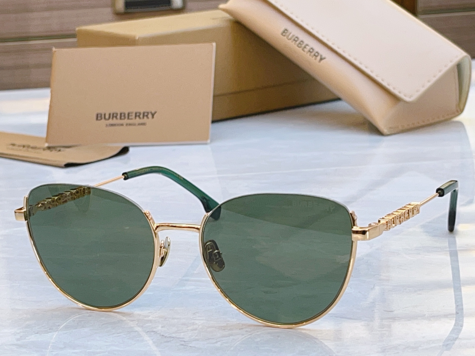 NO:554033,, [BURBERR*] BURBERR* new sunglasses, MODELBE3144, SIZE57 mouth 19-145 glasses sunglasses, glasses, burberry, burberry19860909,【BURBERR*】巴宝*莉新款太阳镜,MODELBE3144,SIZE57口19-145眼镜墨镜太阳镜,眼镜,burberry,burberry,glasses