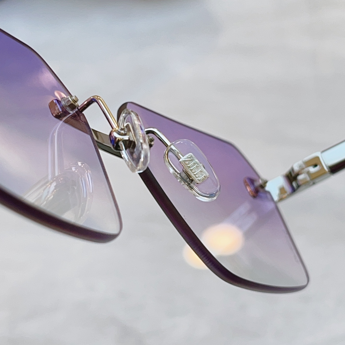 ，【ZEIZ*】蔡*司新款太阳镜，MODEL：ZI80134，SIZE：57口19-145