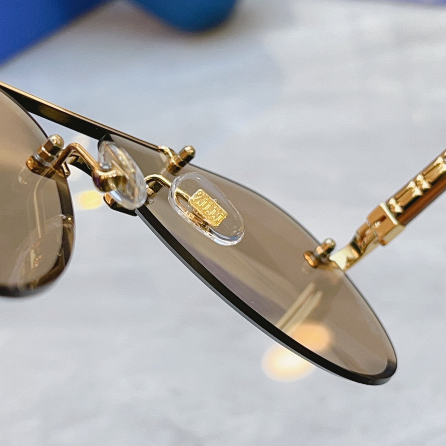 ，【ZEIZ*】蔡*司新款太阳镜，MODEL：ZI80142，SIZE：62口14-145