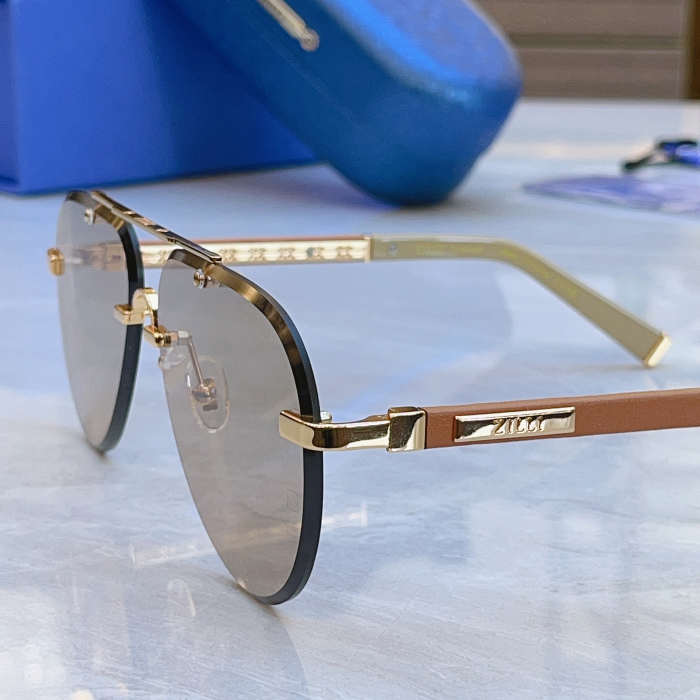 ，【ZEIZ*】蔡*司新款太阳镜，MODEL：ZI80142，SIZE：62口14-145