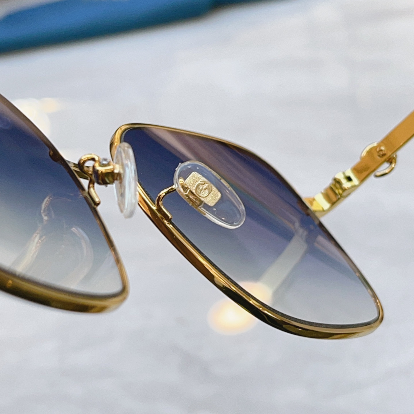 ，【GUCC*】古*驰新款太阳镜，MODEL：GG2053S，SIZE：58口18-145