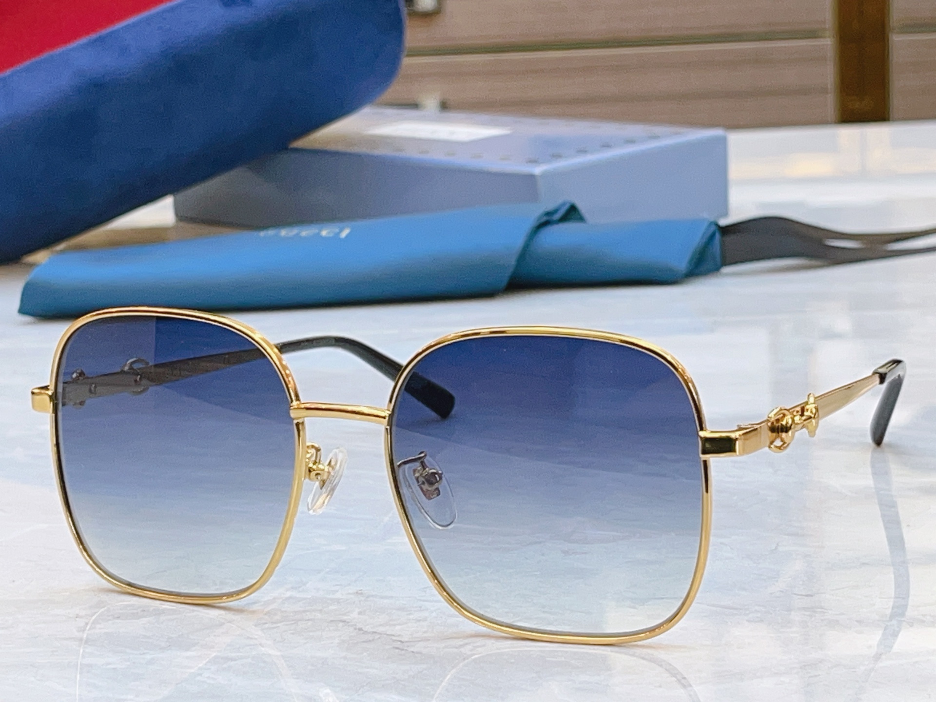 ，【GUCC*】古*驰新款太阳镜，MODEL：GG2053S，SIZE：58口18-145