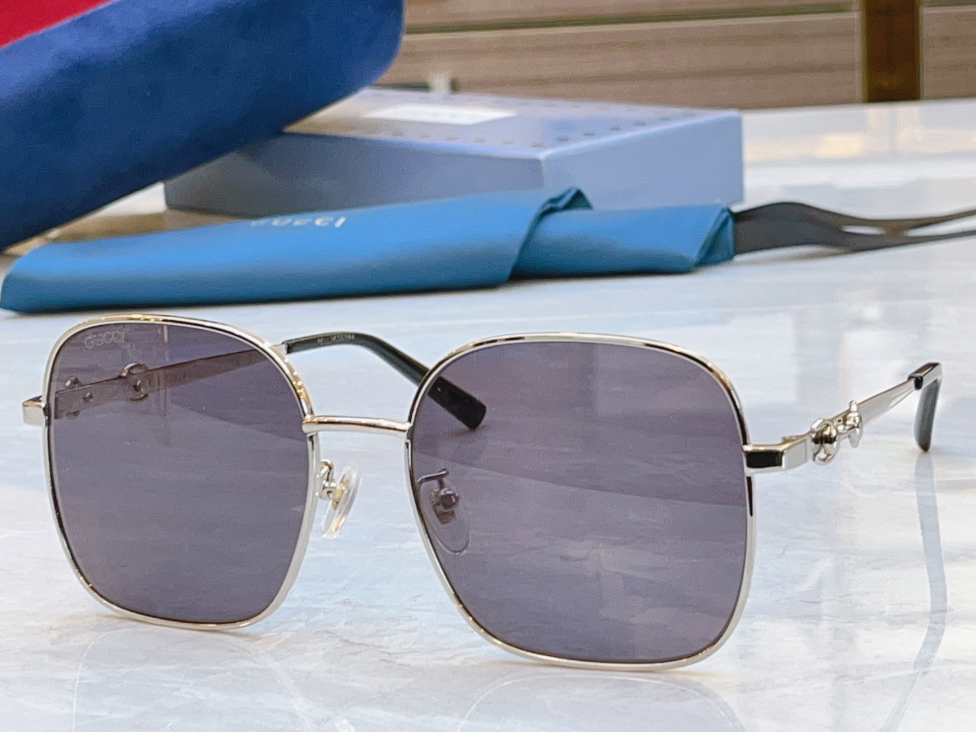 ，【GUCC*】古*驰新款太阳镜，MODEL：GG2053S，SIZE：58口18-145