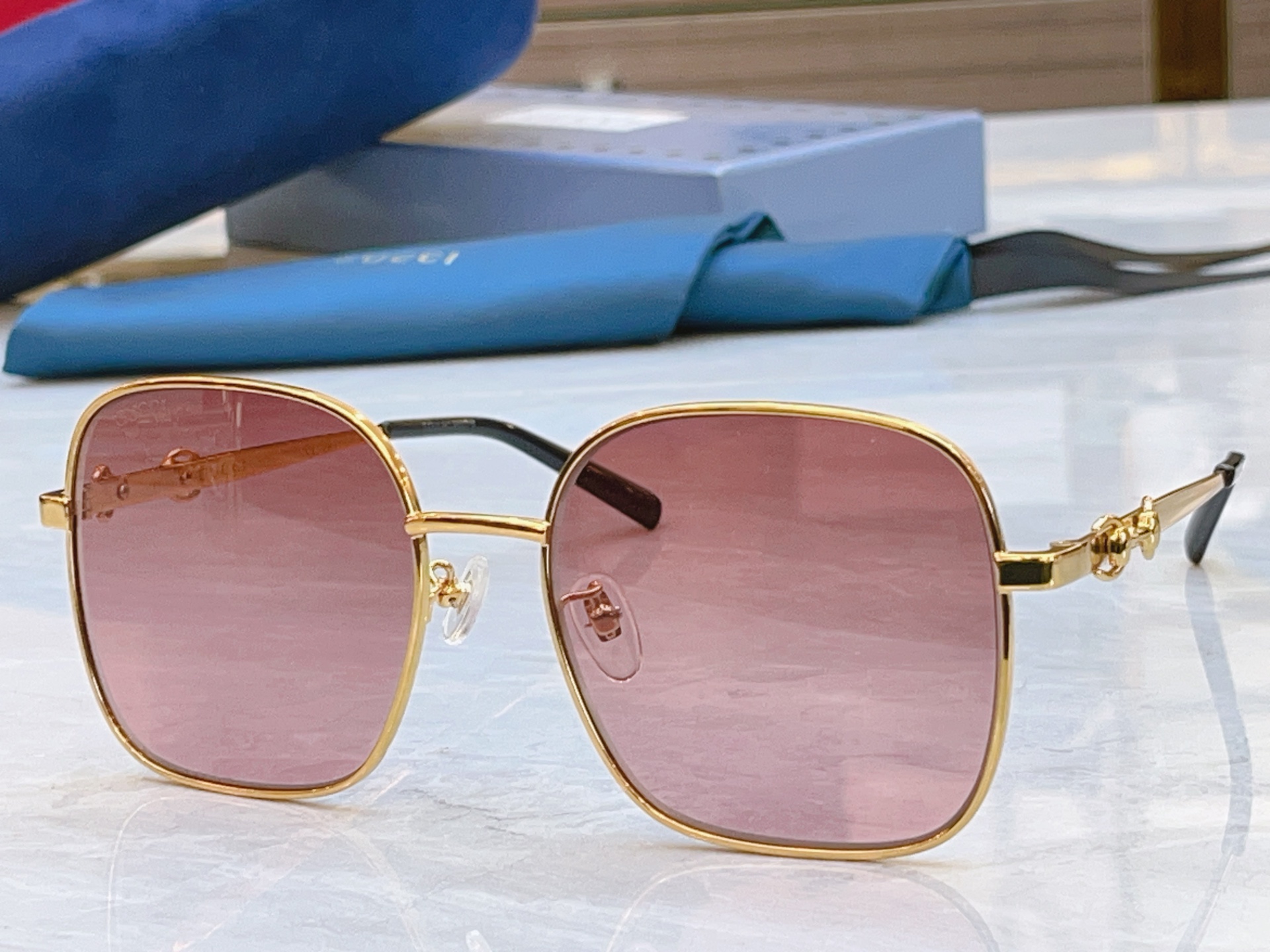 ，【GUCC*】古*驰新款太阳镜，MODEL：GG2053S，SIZE：58口18-145