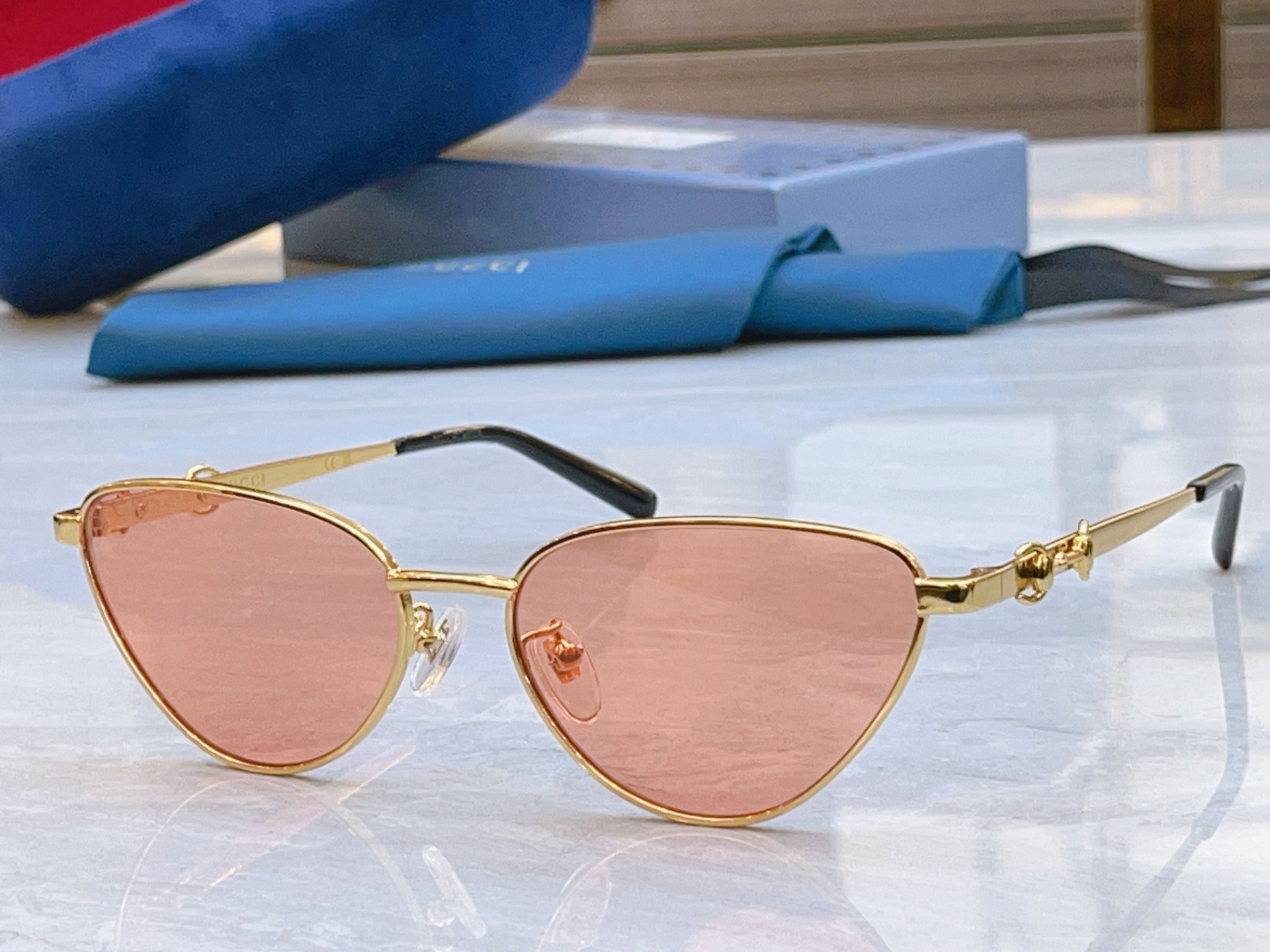 ，【GUCC*】古*驰新款太阳镜，MODEL：GG2054O，SIZE：56口16-145