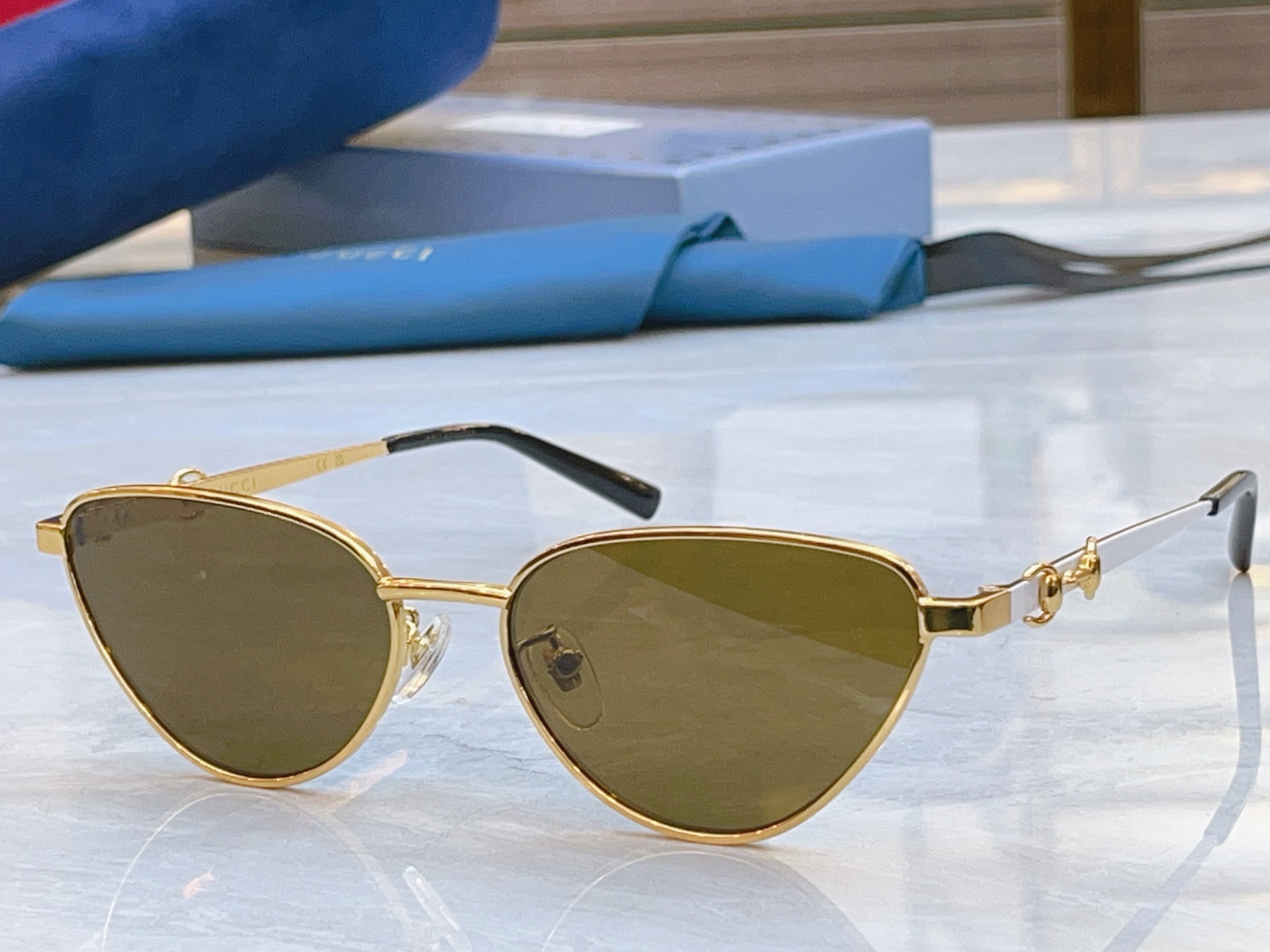 ，【GUCC*】古*驰新款太阳镜，MODEL：GG2054O，SIZE：56口16-145