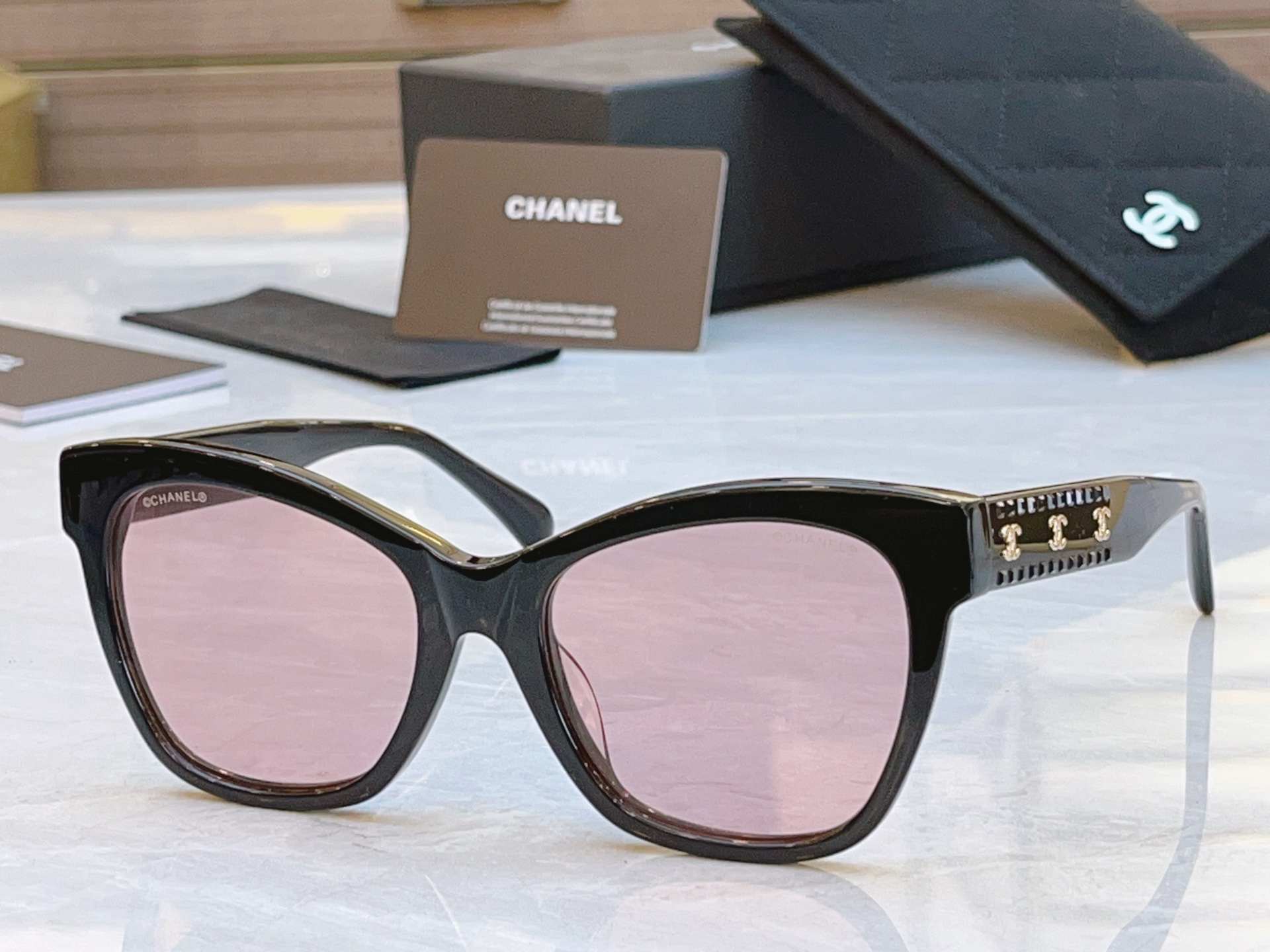 ，【CHANE*】香奈*儿新款太阳镜，MODEL：CH9162B， SIZE：53口20-145