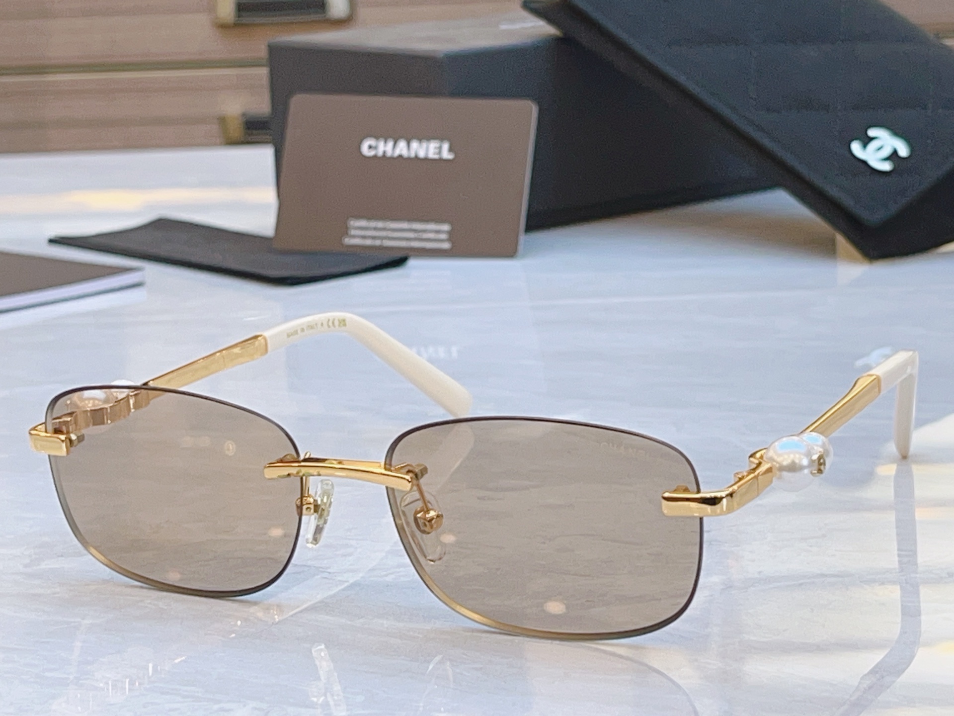 ，【CHANE*】香奈*儿新款太阳镜，MODEL：A1683L， SIZE：59口17-145