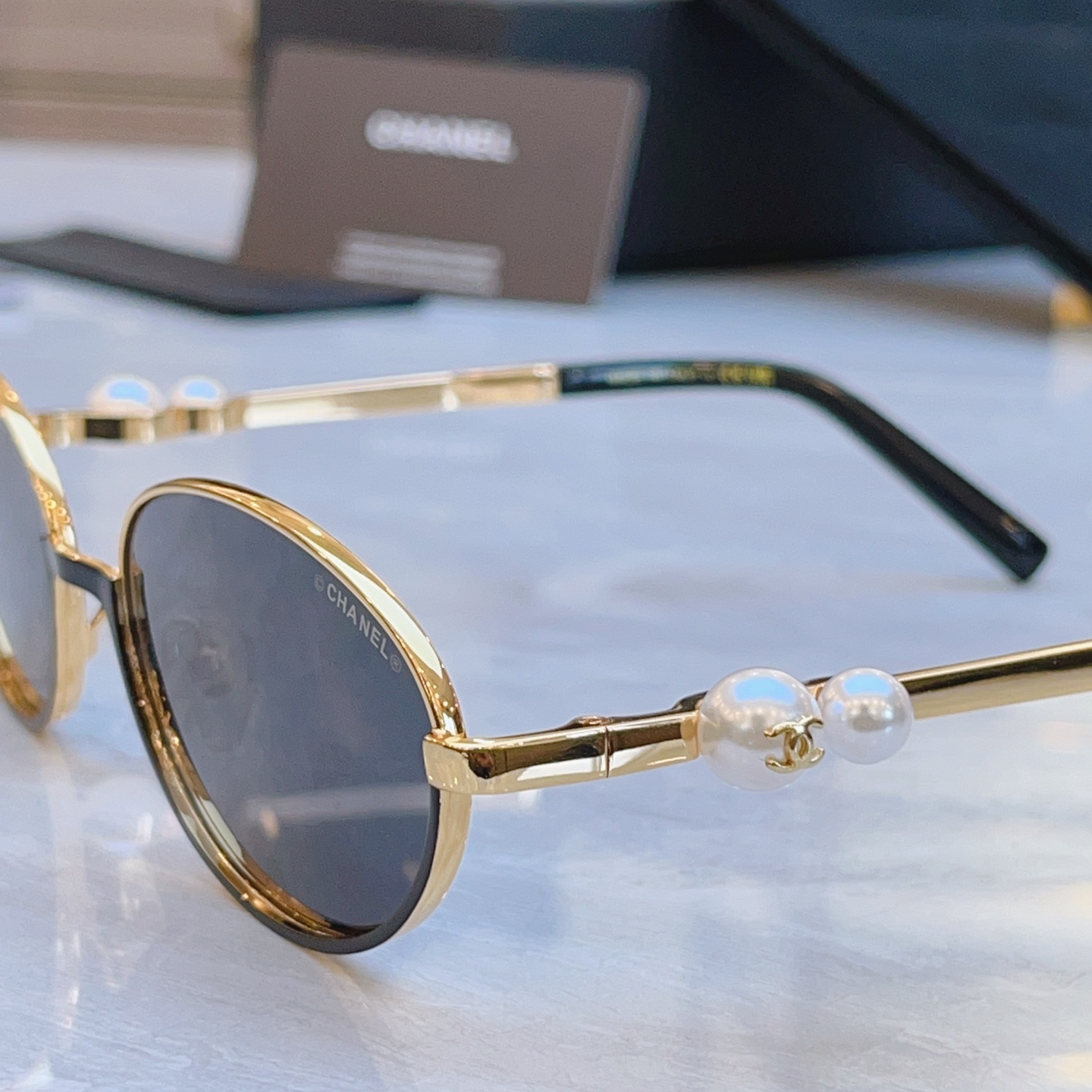 ，【CHANE*】香奈*儿新款太阳镜，MODEL：A1684L， SIZE：58口18-145