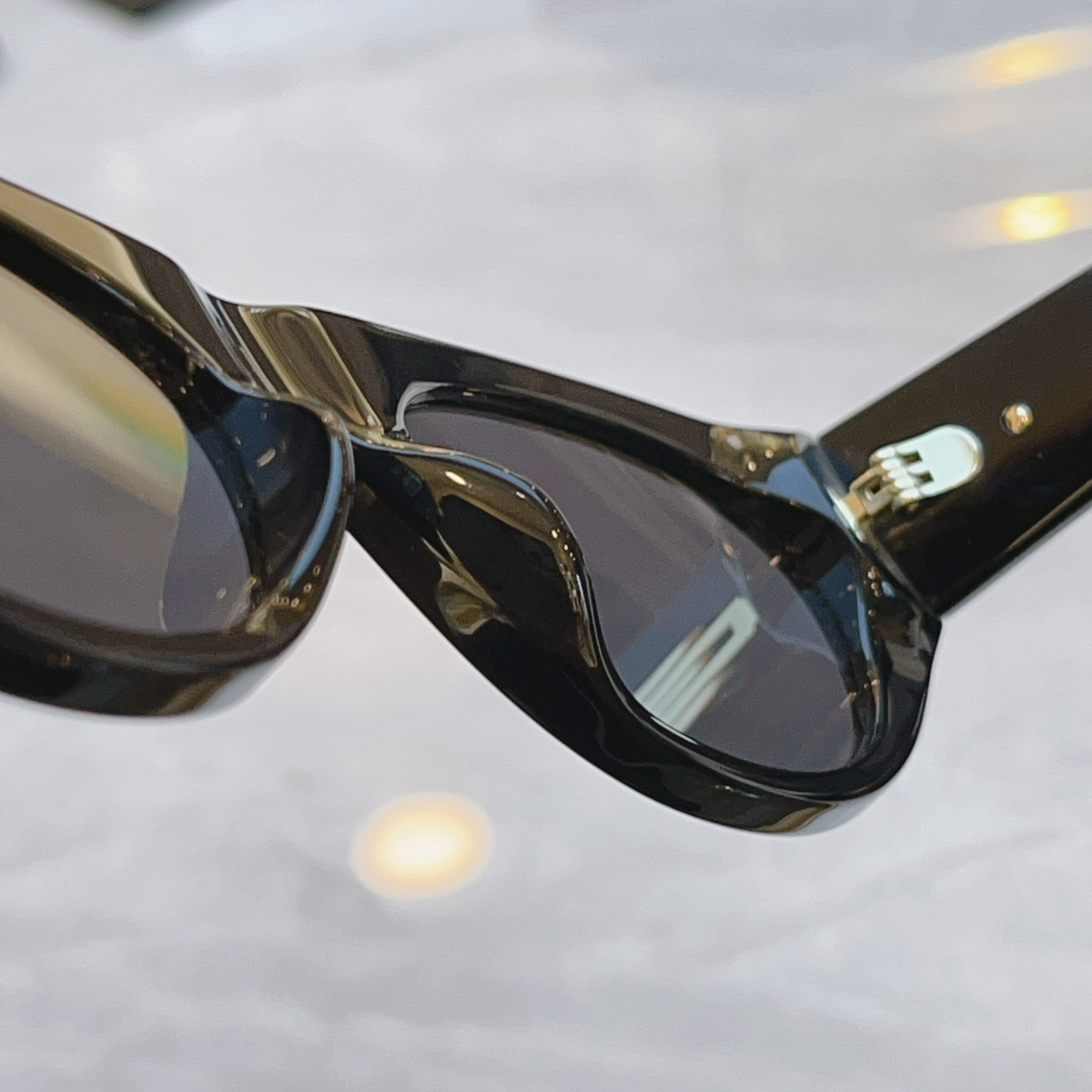 ，【DIO* 】迪*奥新款太阳镜，MODEL：DiorGlow B2F，SIZE：56口18-140