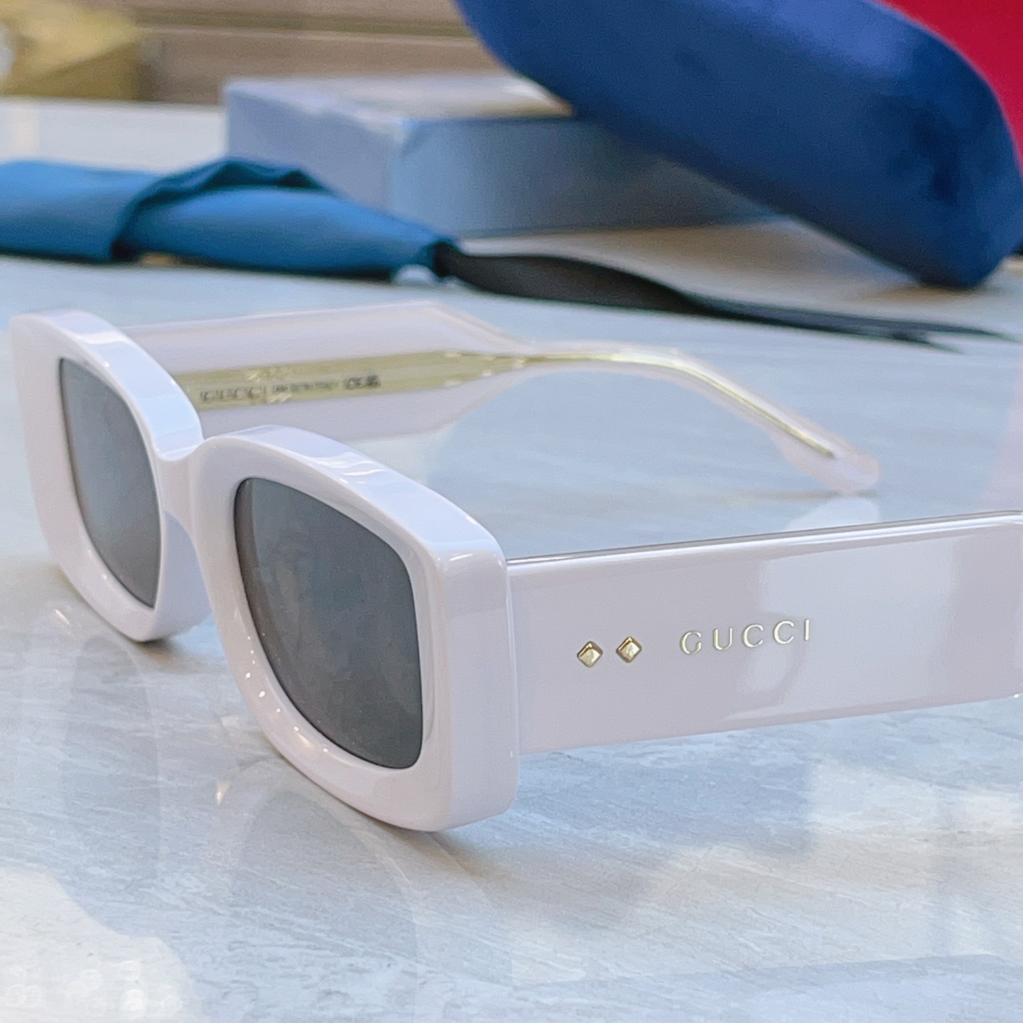 ，【GUCC*】古*驰新款太阳镜，MODEL：GG1528S，SIZE：53口18-145