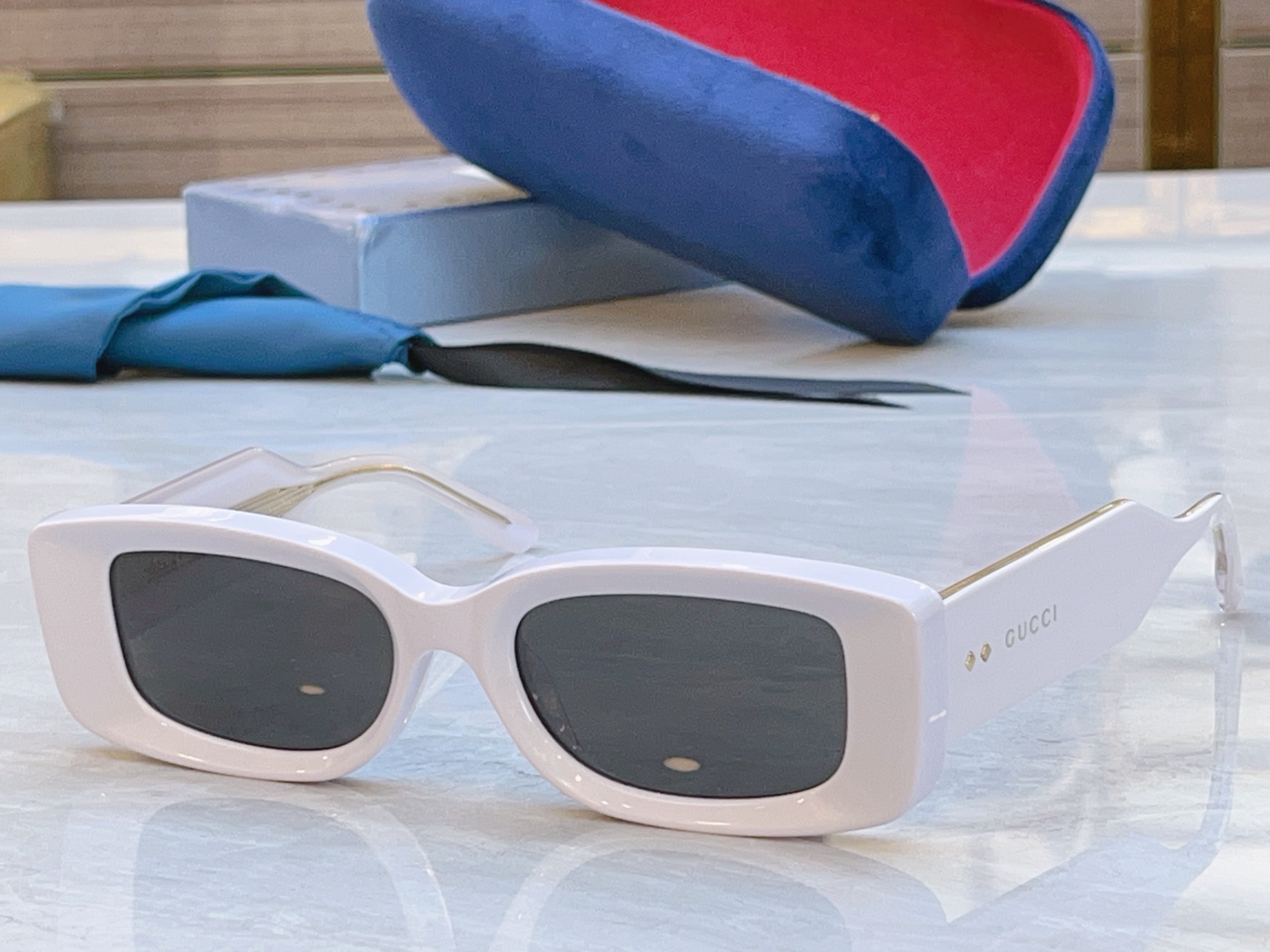 ，【GUCC*】古*驰新款太阳镜，MODEL：GG1528S，SIZE：53口18-145