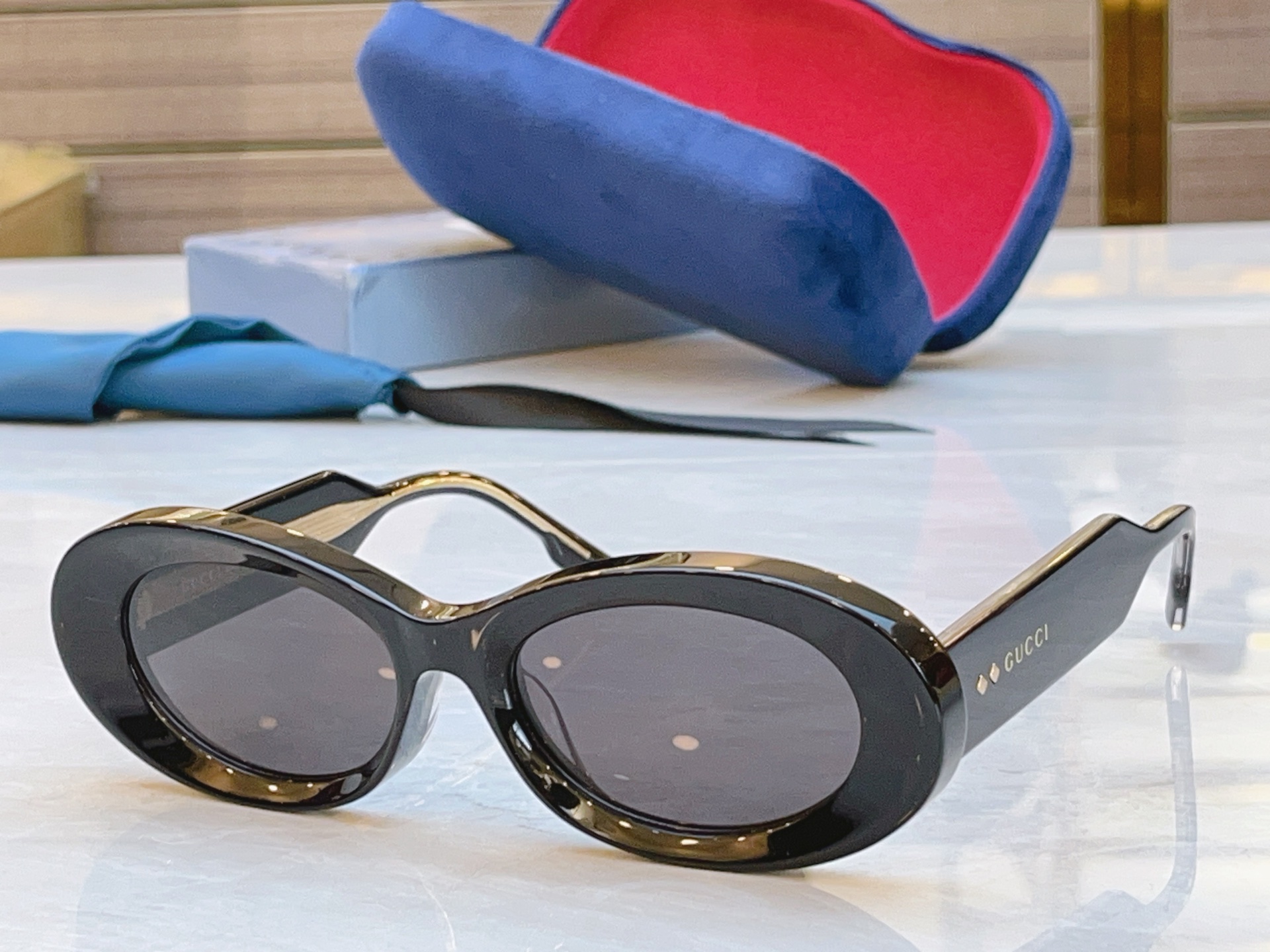 ，【GUCC*】古*驰新款太阳镜，MODEL：GG1527S，SIZE：54口17-145