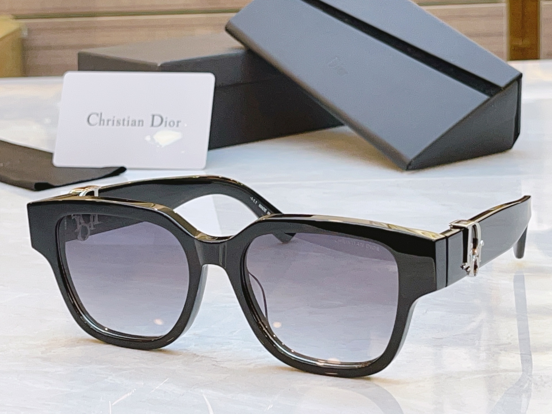 ，【DIO* 】迪*奥新款太阳镜，MODEL：Dior Oblique S1F，SIZE：54口18-1