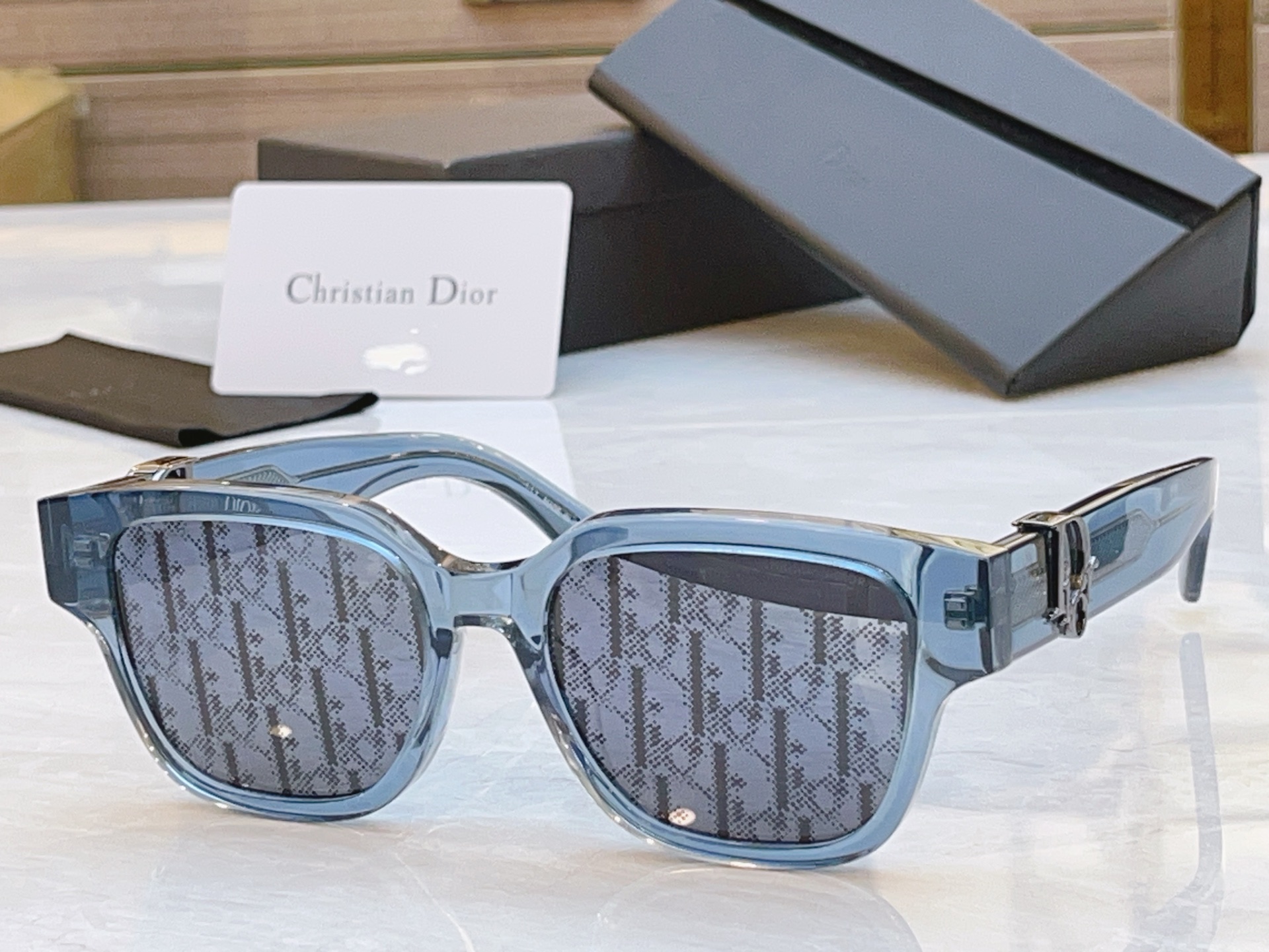 ，【DIO* 】迪*奥新款太阳镜，MODEL：Dior Oblique S1F，SIZE：54口18-1