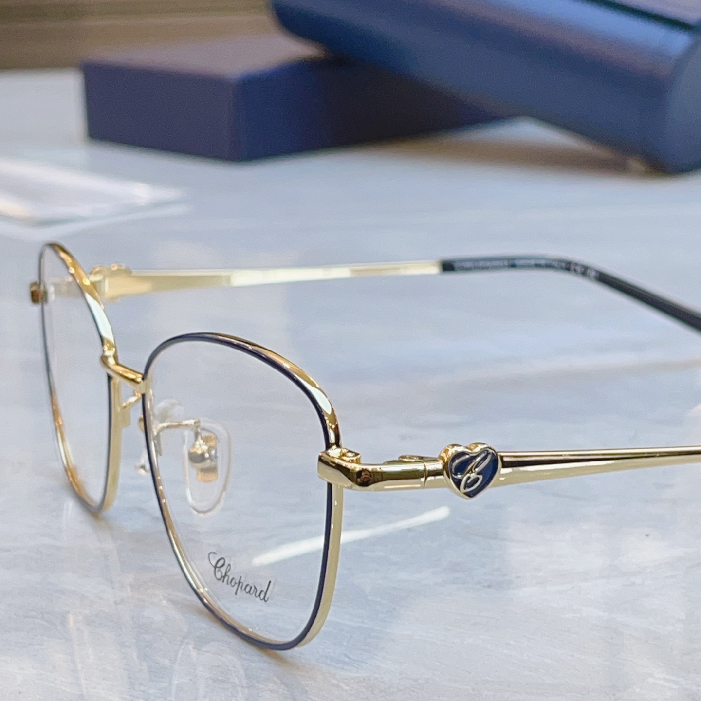 ，【ChoPar*】肖*邦新款太阳镜，MODEL：VCHA56J，SIZE：53口17-140