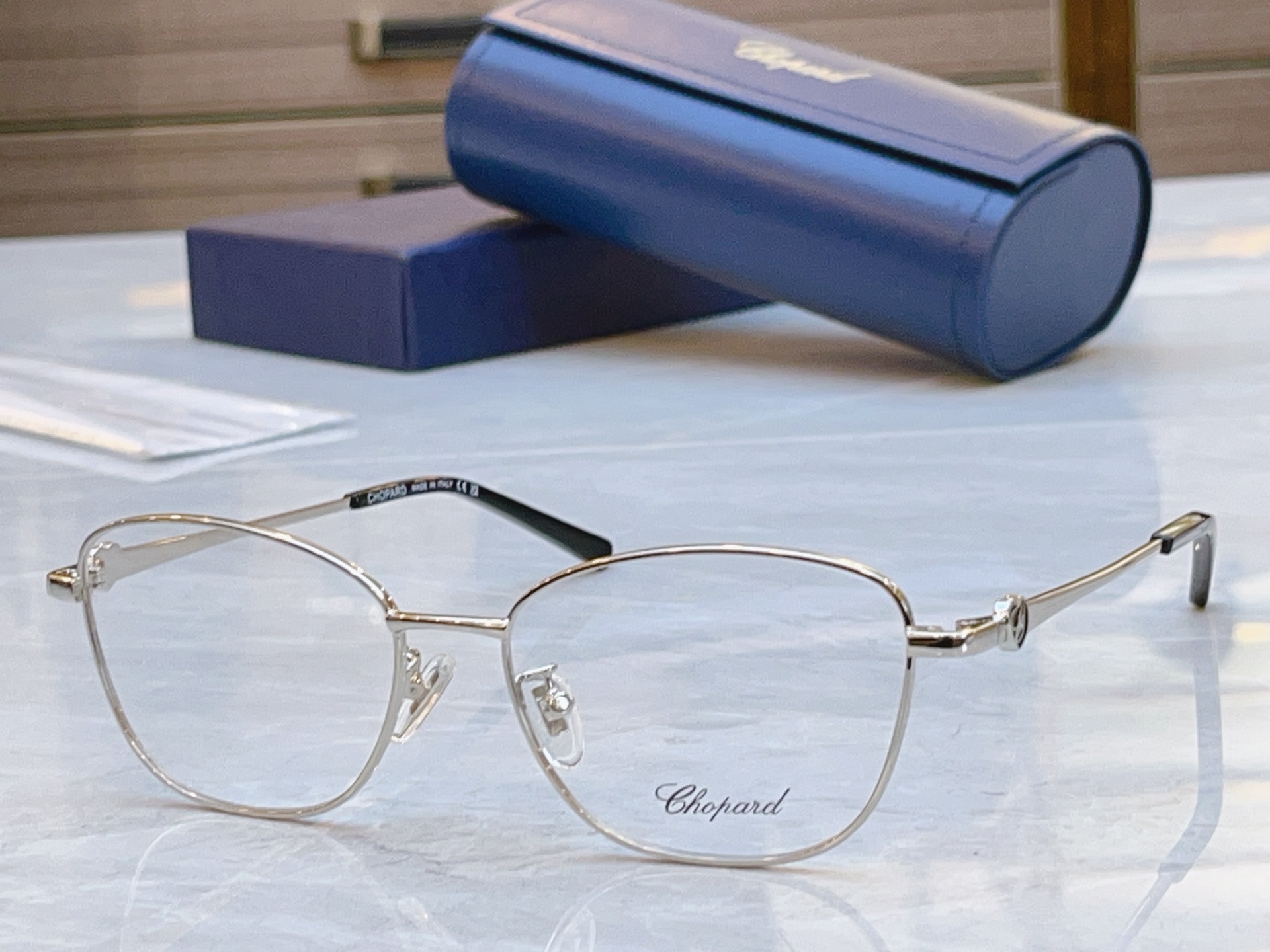 ，【ChoPar*】肖*邦新款太阳镜，MODEL：VCHA56J，SIZE：53口17-140