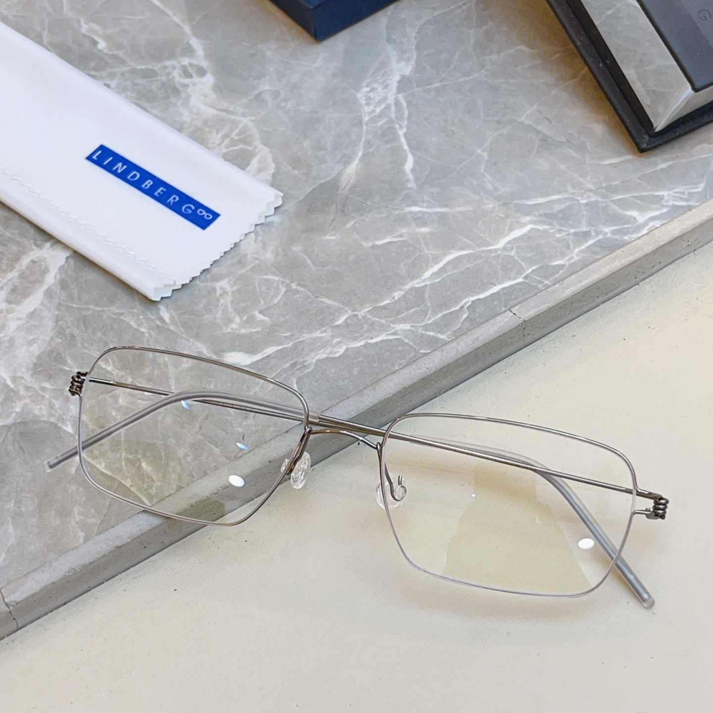 ，【LINDBER*】林德*伯格新款光学架 高版本✨，MODEL：MDSCA，SIZE：53口17-14