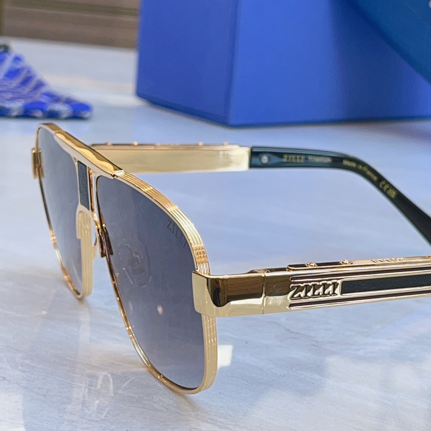 ，【ZEIZ*】蔡*司新款太阳镜，MODEL：ZI65035，SIZE：60口15-145