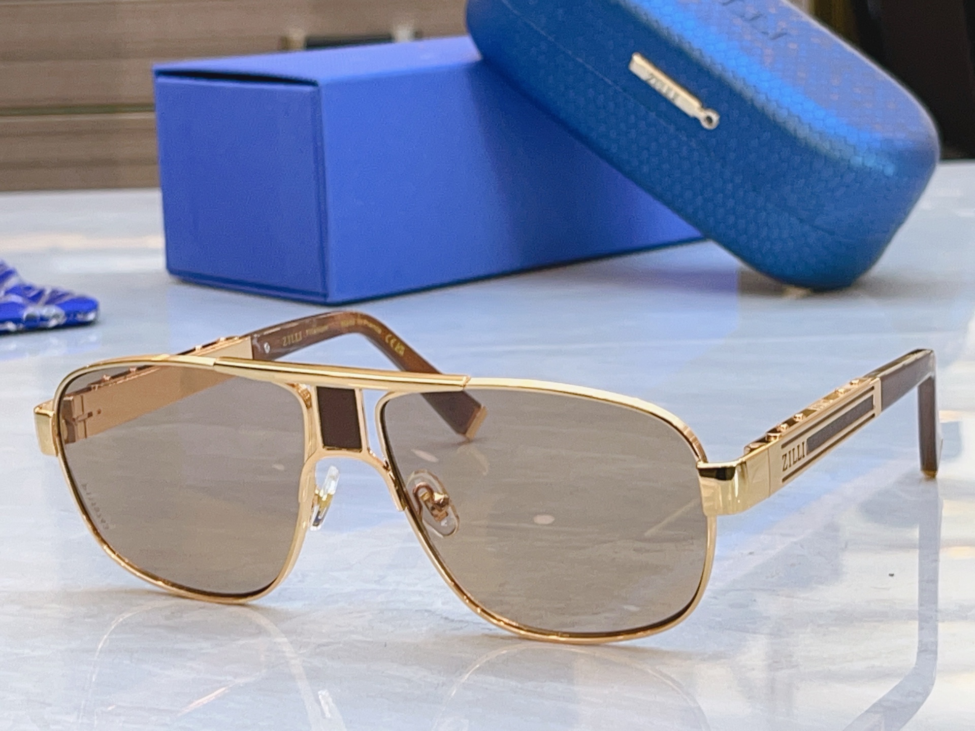 ，【ZEIZ*】蔡*司新款太阳镜，MODEL：ZI65035，SIZE：60口15-145
