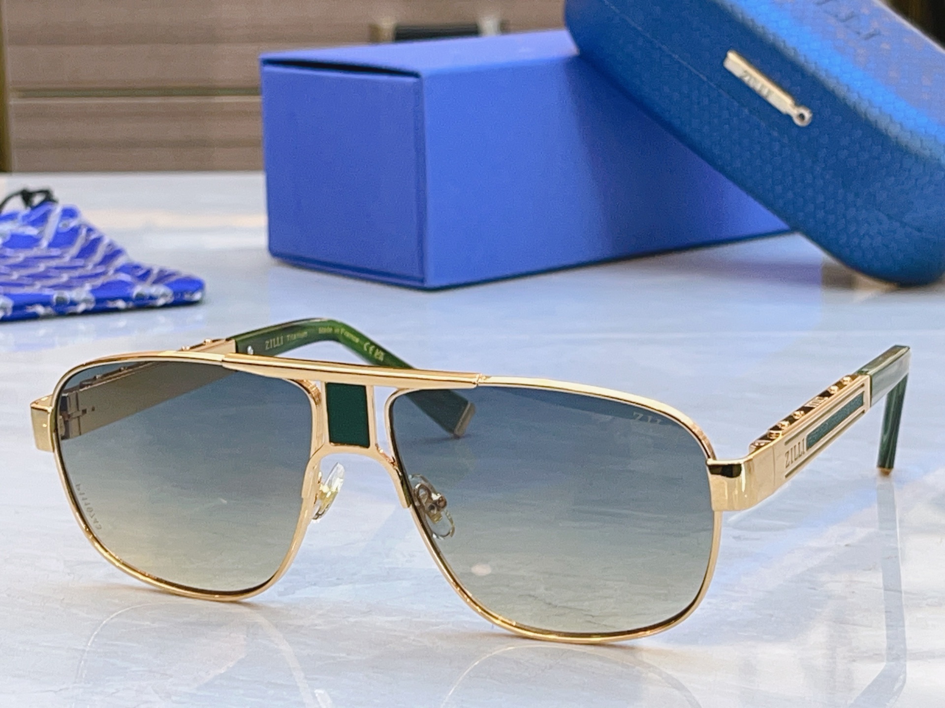 ，【ZEIZ*】蔡*司新款太阳镜，MODEL：ZI65035，SIZE：60口15-145