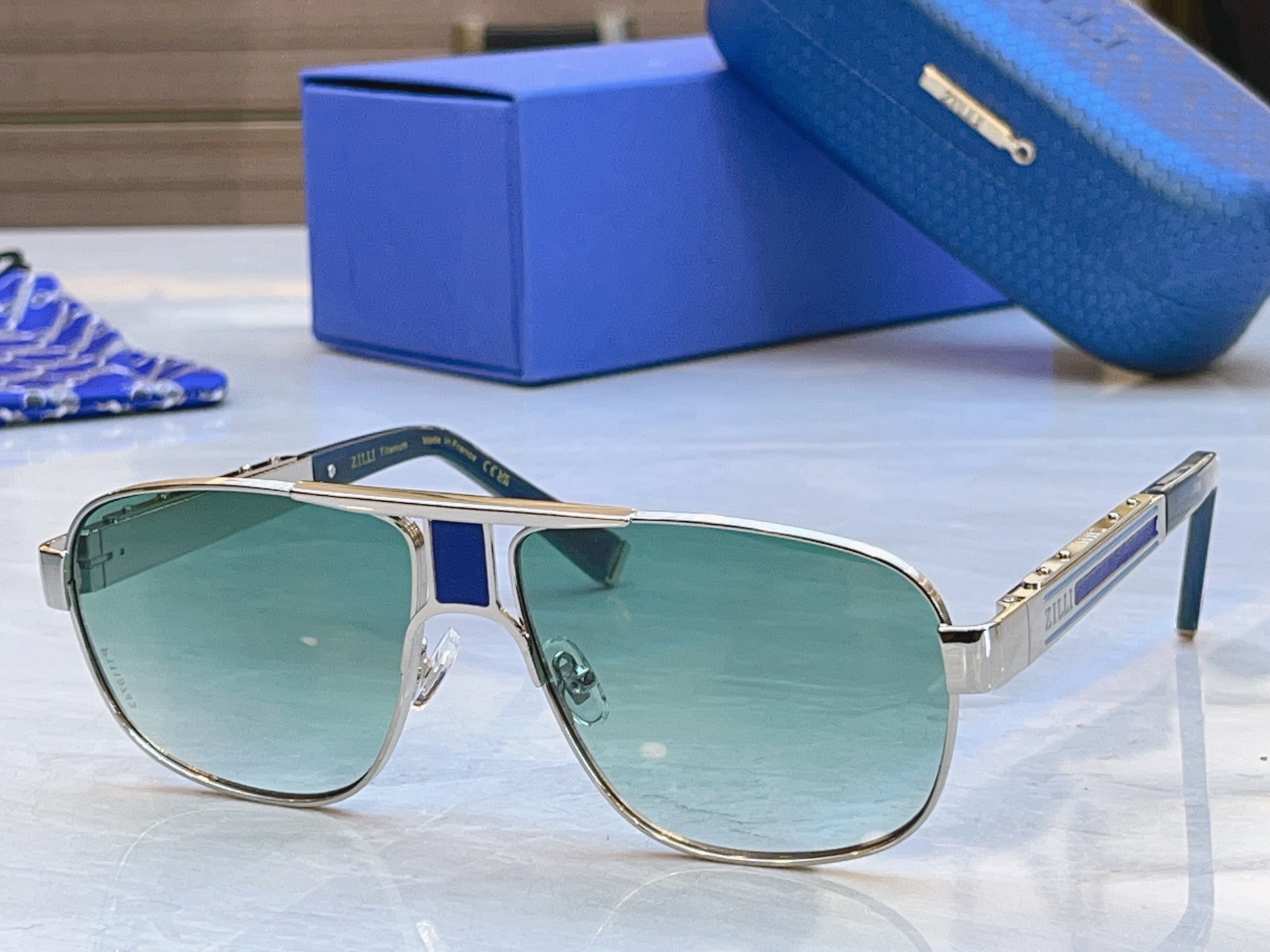 ，【ZEIZ*】蔡*司新款太阳镜，MODEL：ZI65035，SIZE：60口15-145